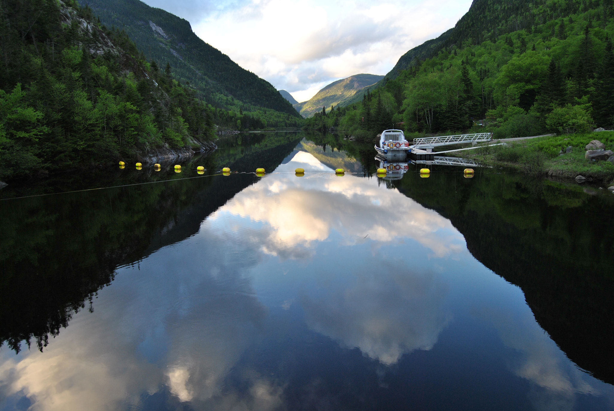 Nikon D3000 sample photo. Parc national charlevoix photography