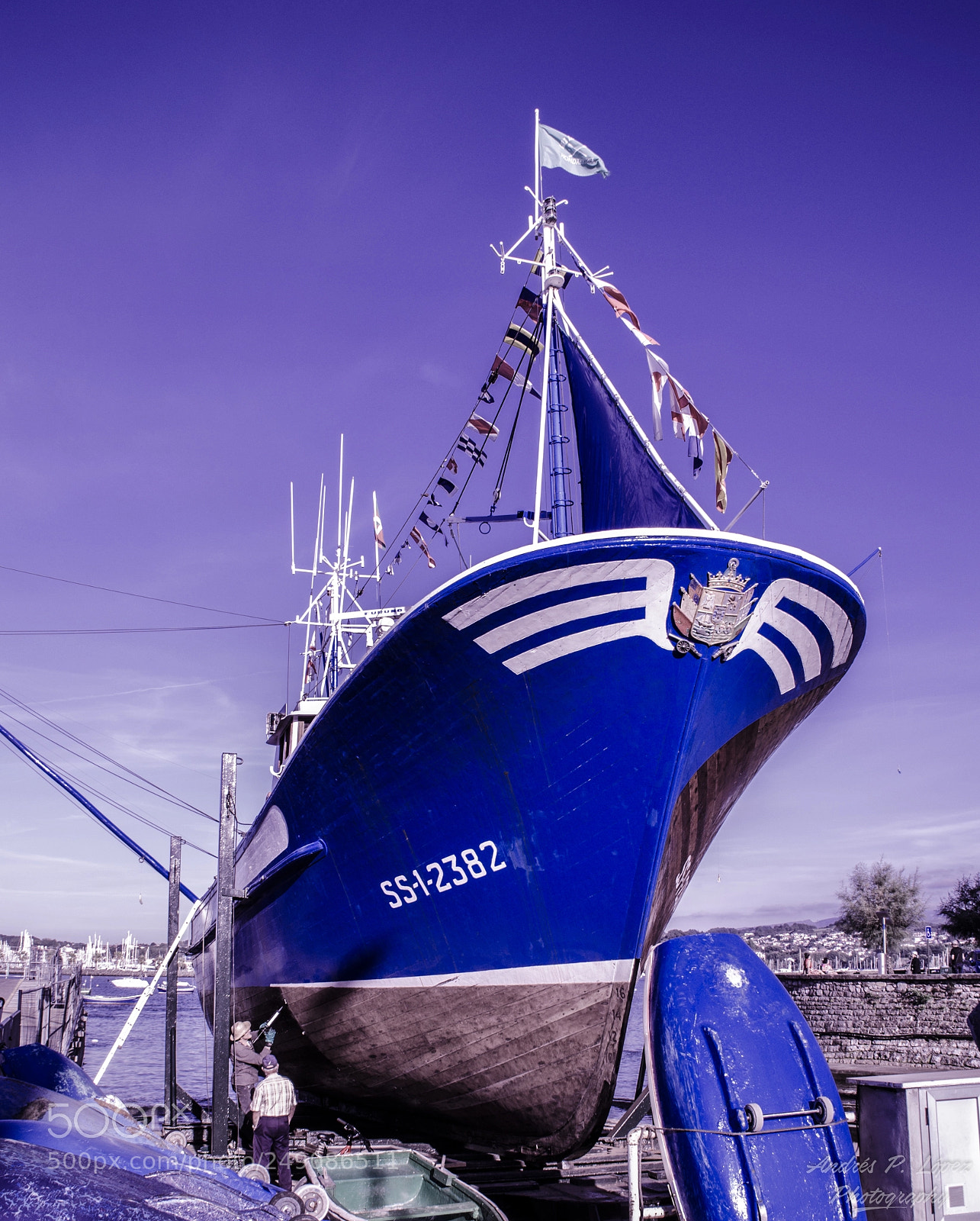 Nikon D5100 sample photo. Fishing boat in hondarribia photography