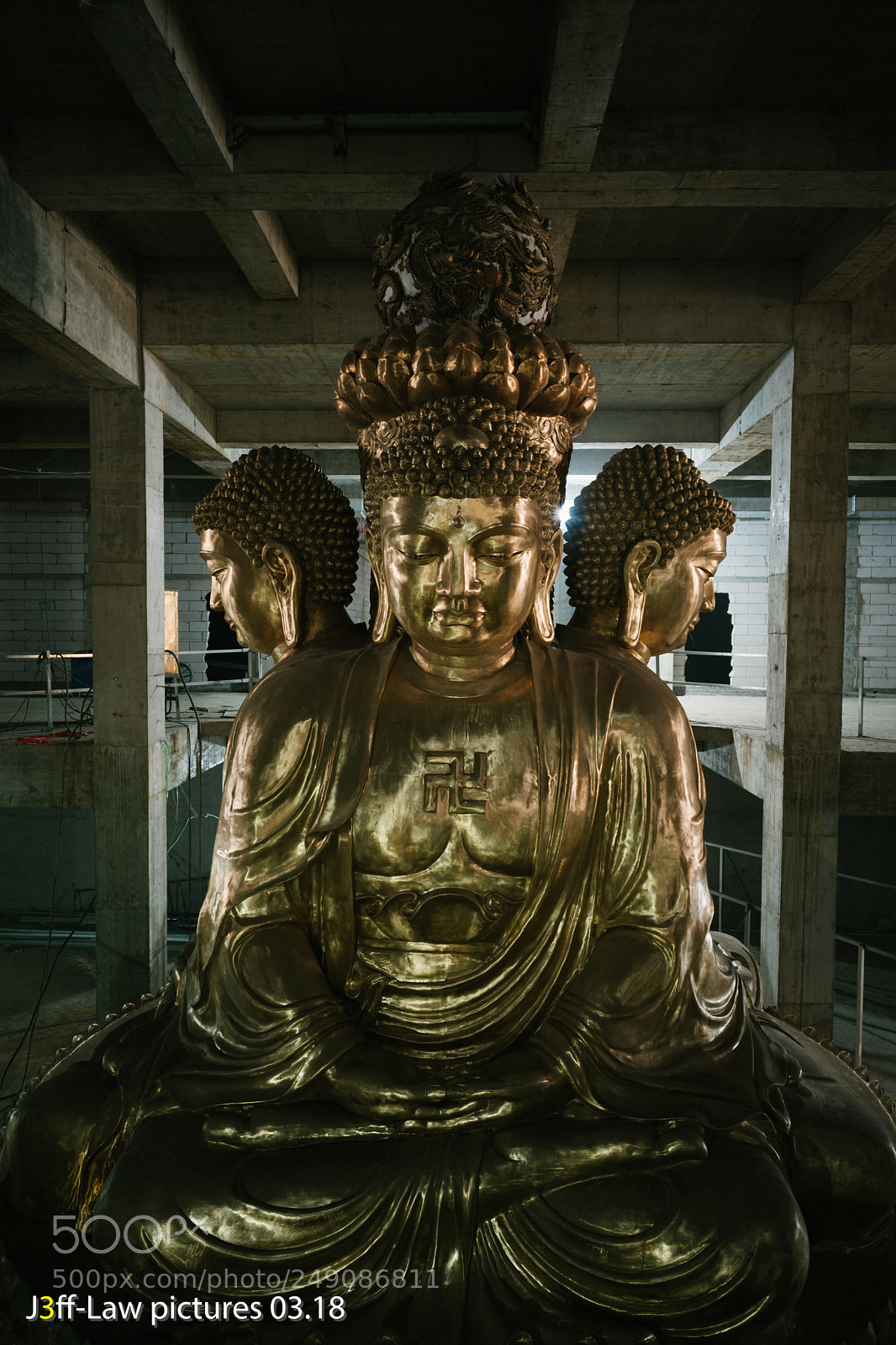 Sony a9 sample photo. 4m high buddha in photography