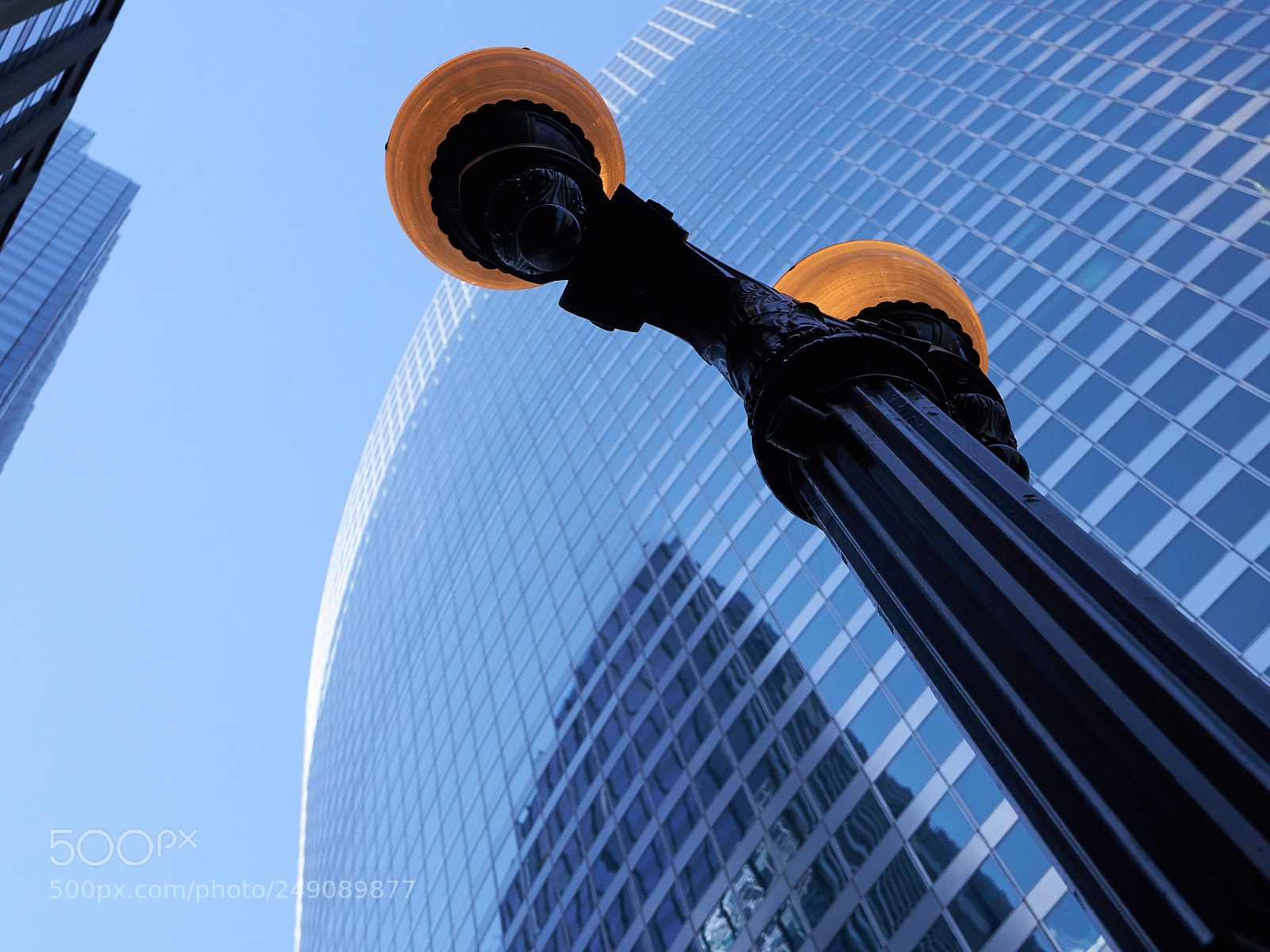 Sony a6300 sample photo. Lamp and skyline photography