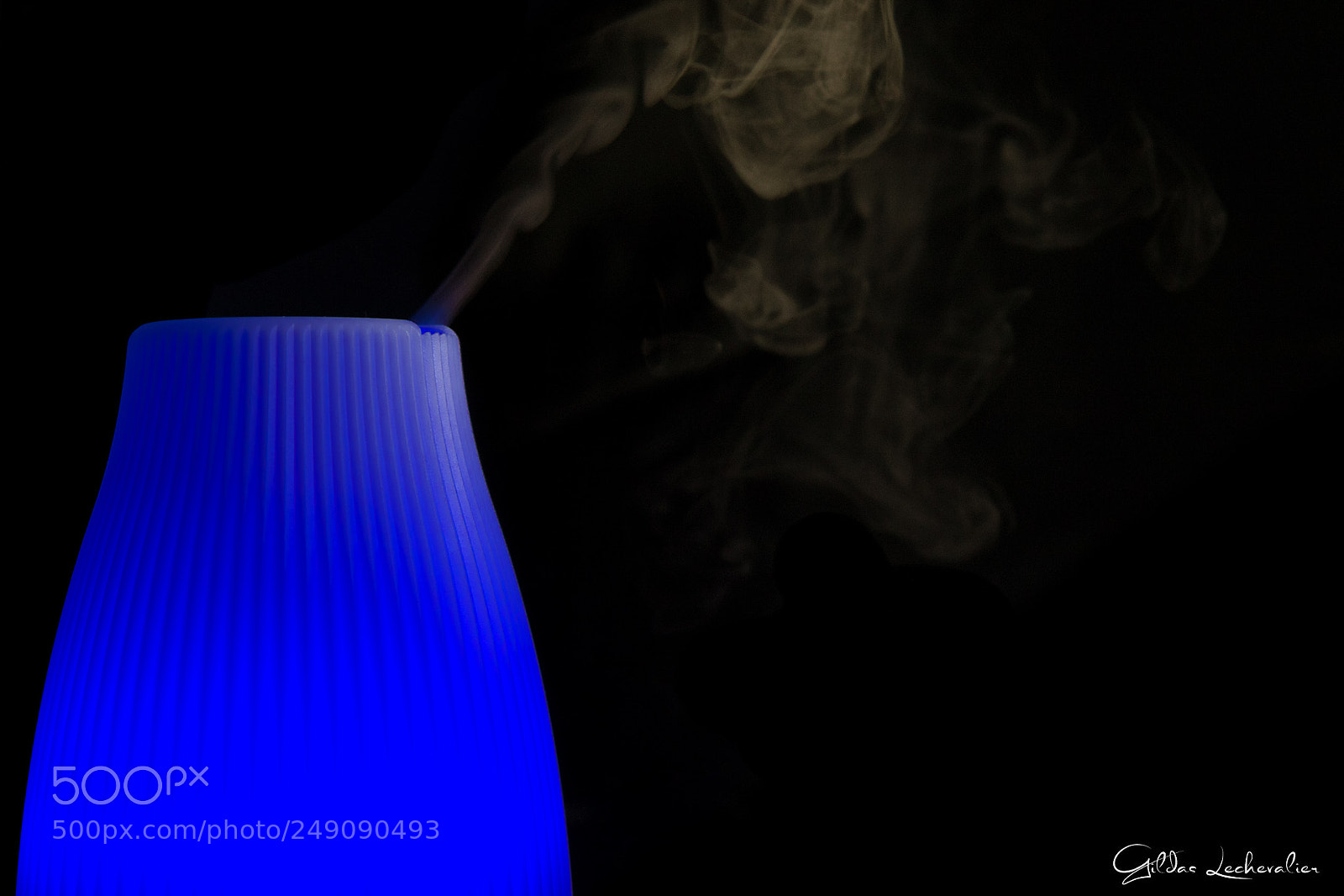 Canon EOS 760D (EOS Rebel T6s / EOS 8000D) sample photo. Blue fog photography
