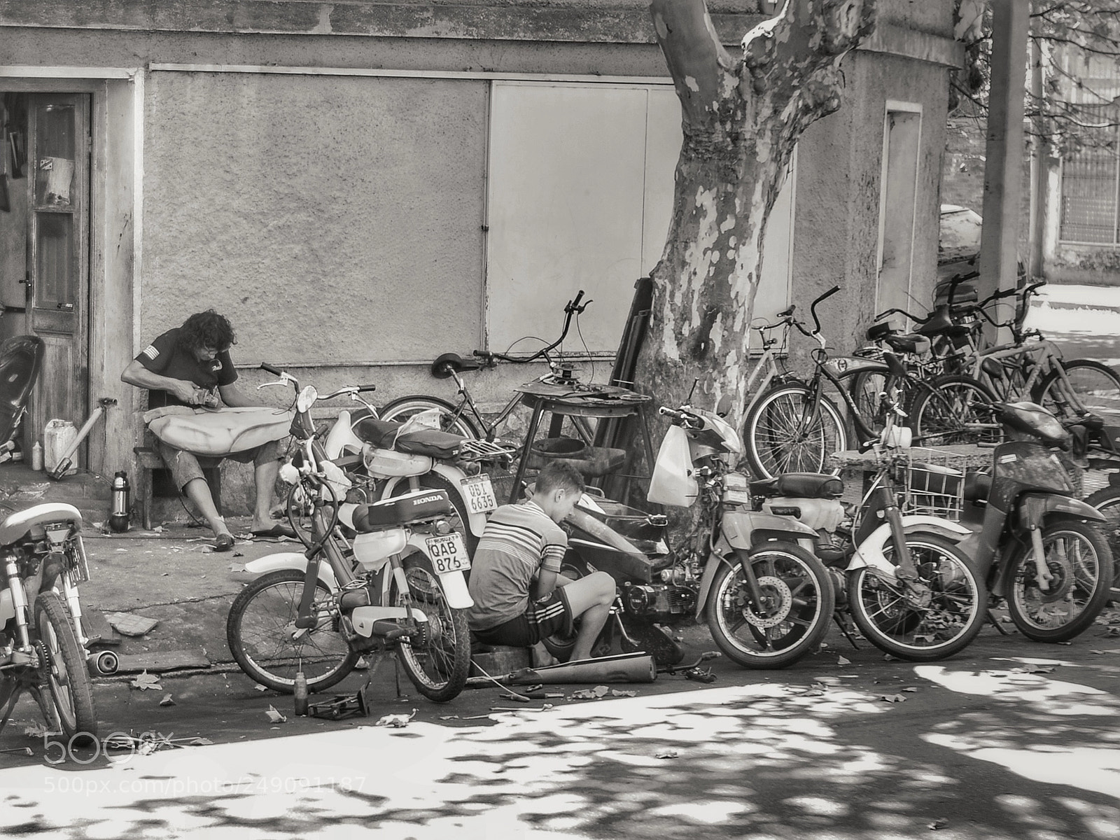 Nikon D3200 sample photo. Motorcycle repair on the photography