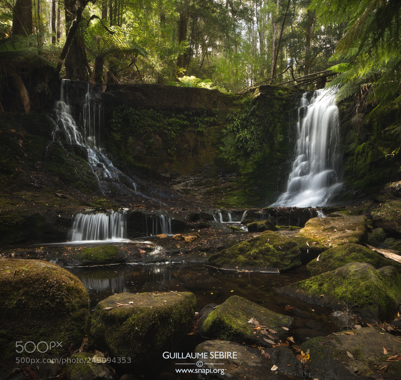 Canon EOS 5D Mark IV sample photo. Horseshoe falls, tasmania photography