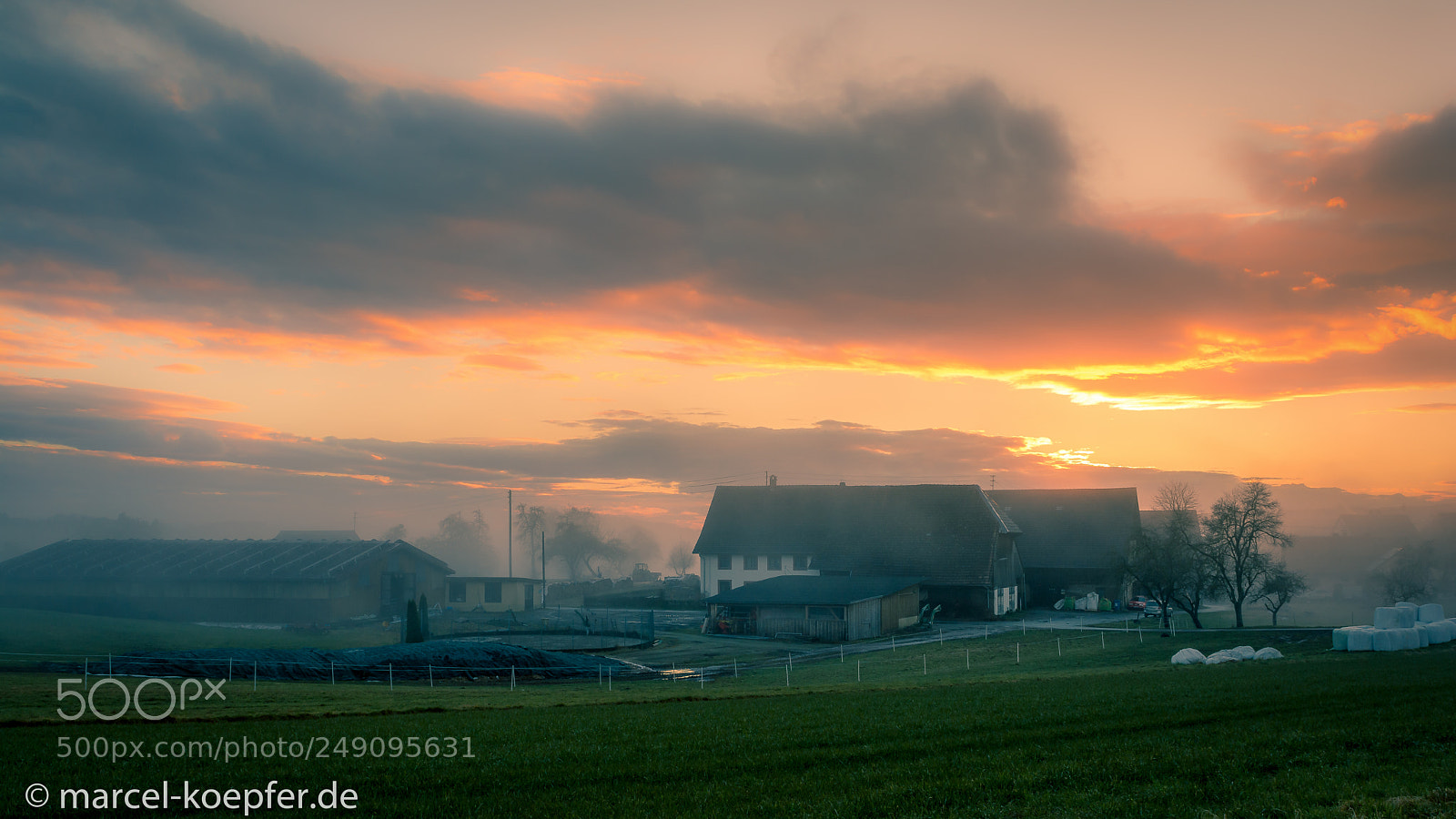 Nikon D5200 sample photo. Foggy sunset photography