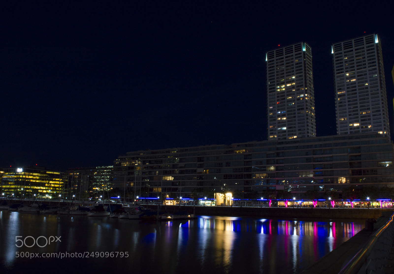 Nikon D3200 sample photo. Puerto madero night photography
