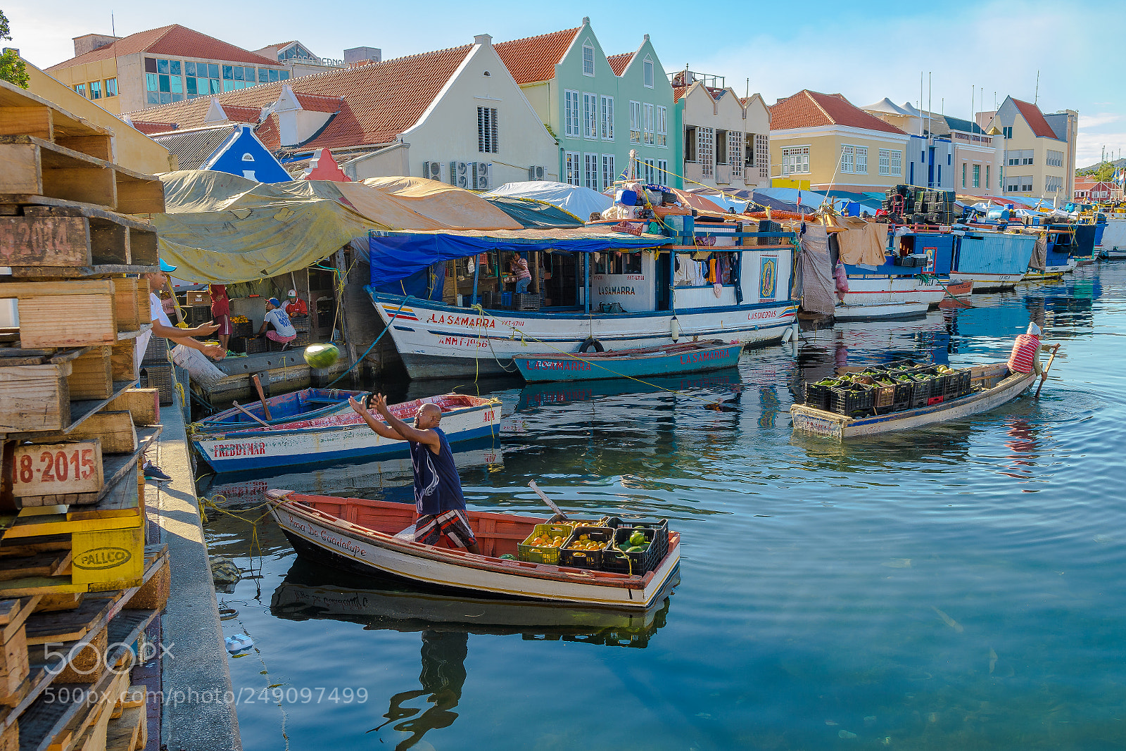 Nikon D500 sample photo. Curaçao market photography