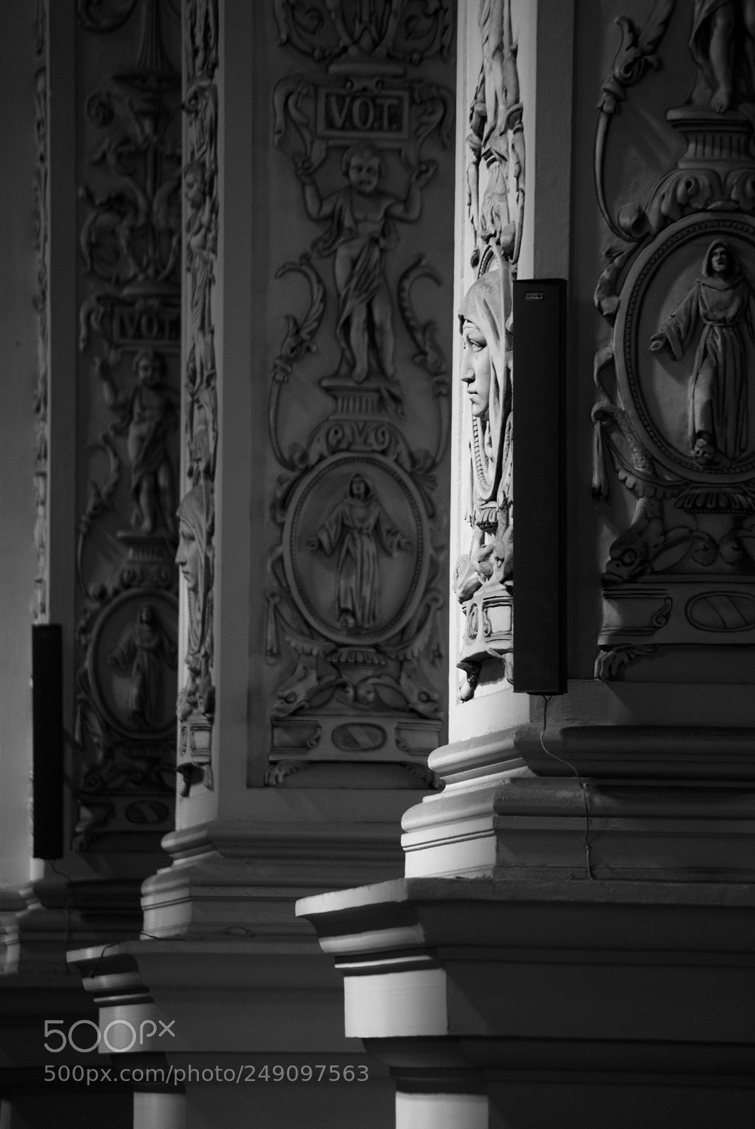 Sony Alpha DSLR-A330 sample photo. Column whisperer photography