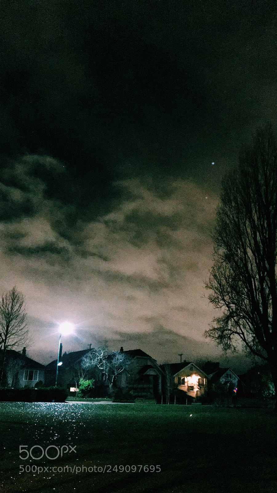 Apple iPhone 7 sample photo. Mystic moonlight photography
