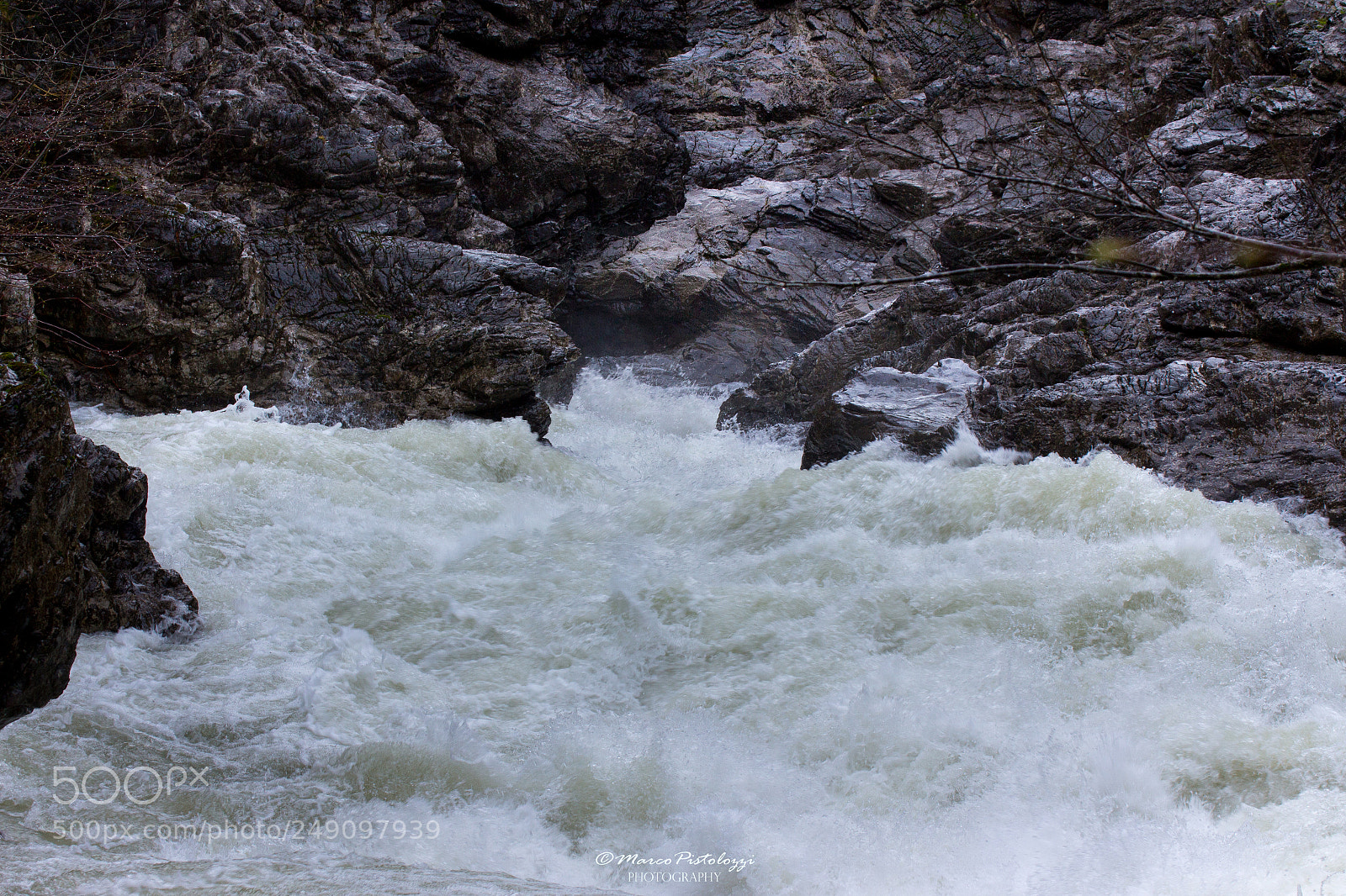 Canon EOS 700D (EOS Rebel T5i / EOS Kiss X7i) sample photo. L'impetuoso torrente photography