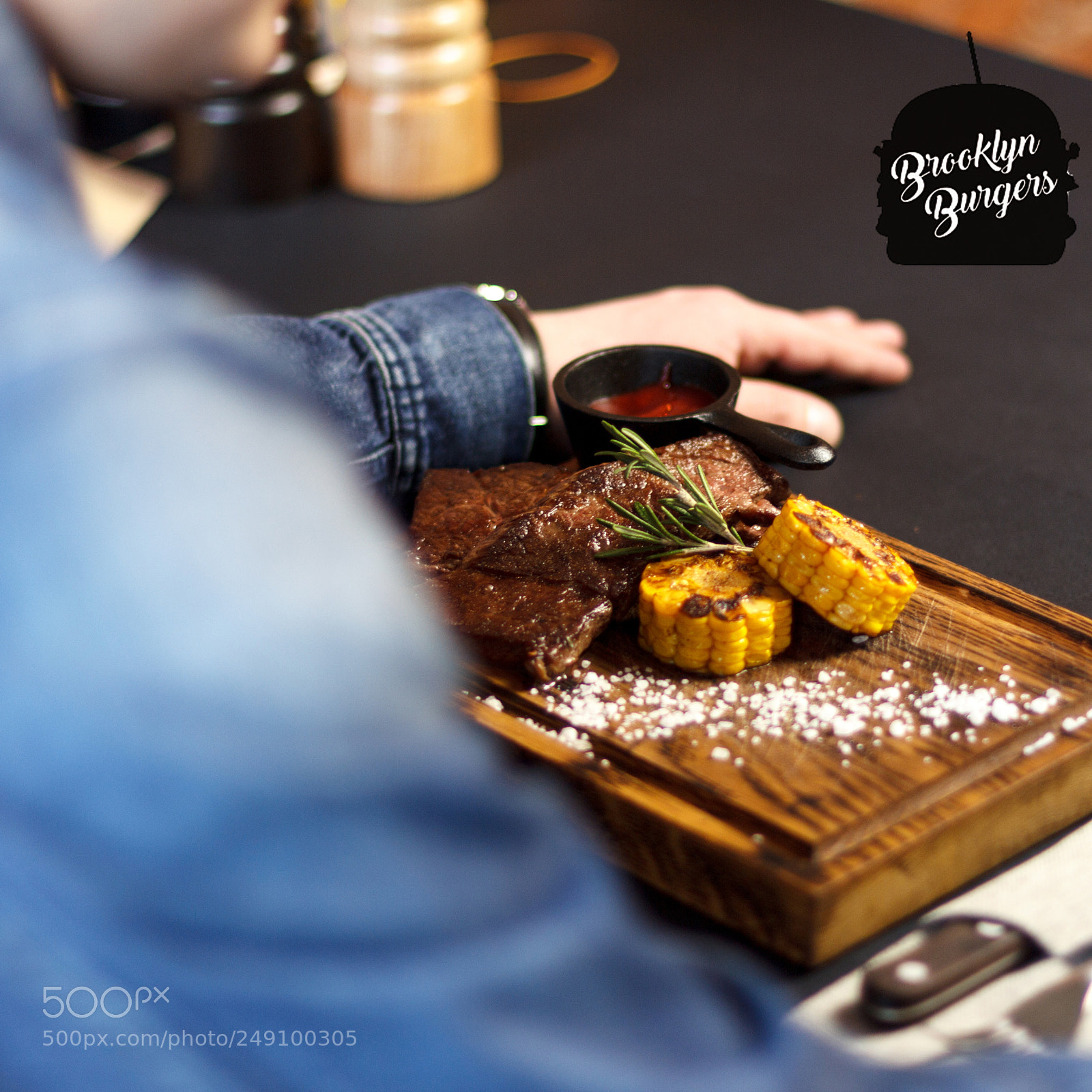 Canon EOS 60D sample photo. Бургеры Логотип () photography