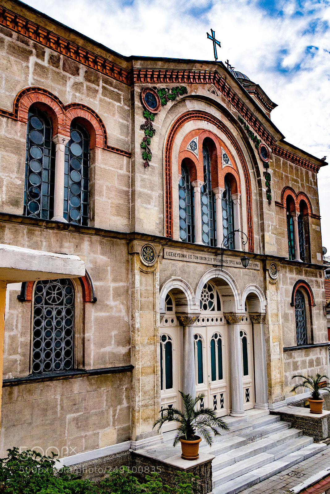 Panasonic Lumix DMC-G85 (Lumix DMC-G80) sample photo. Roman and orthodox structures photography