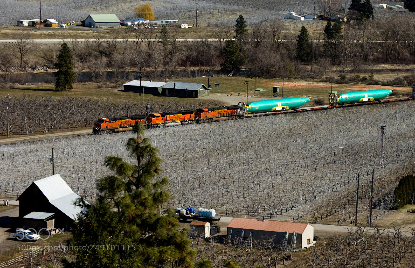 Nikon D810 sample photo. Bnsf and future flying photography
