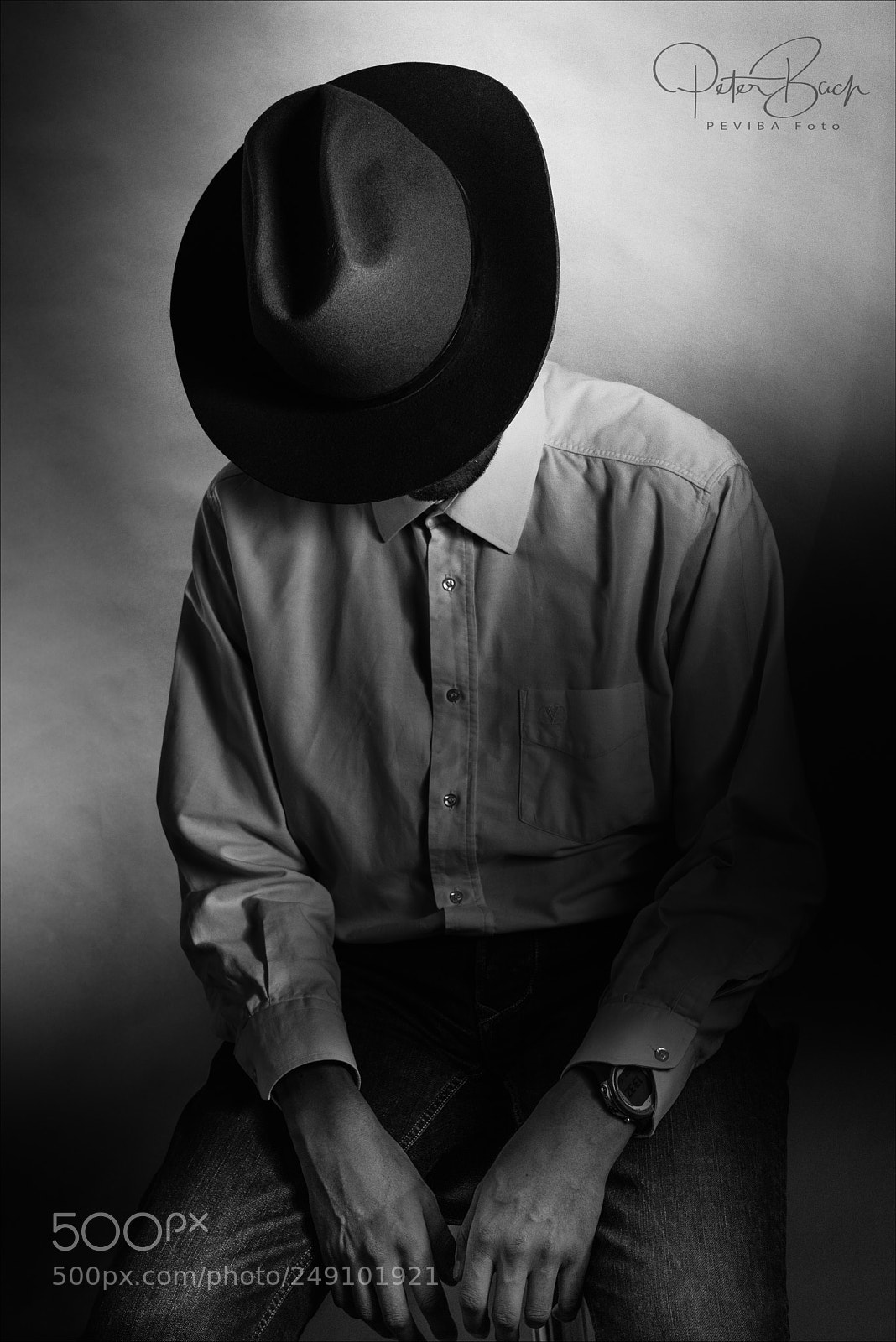 Nikon D800 sample photo. Man with a red photography