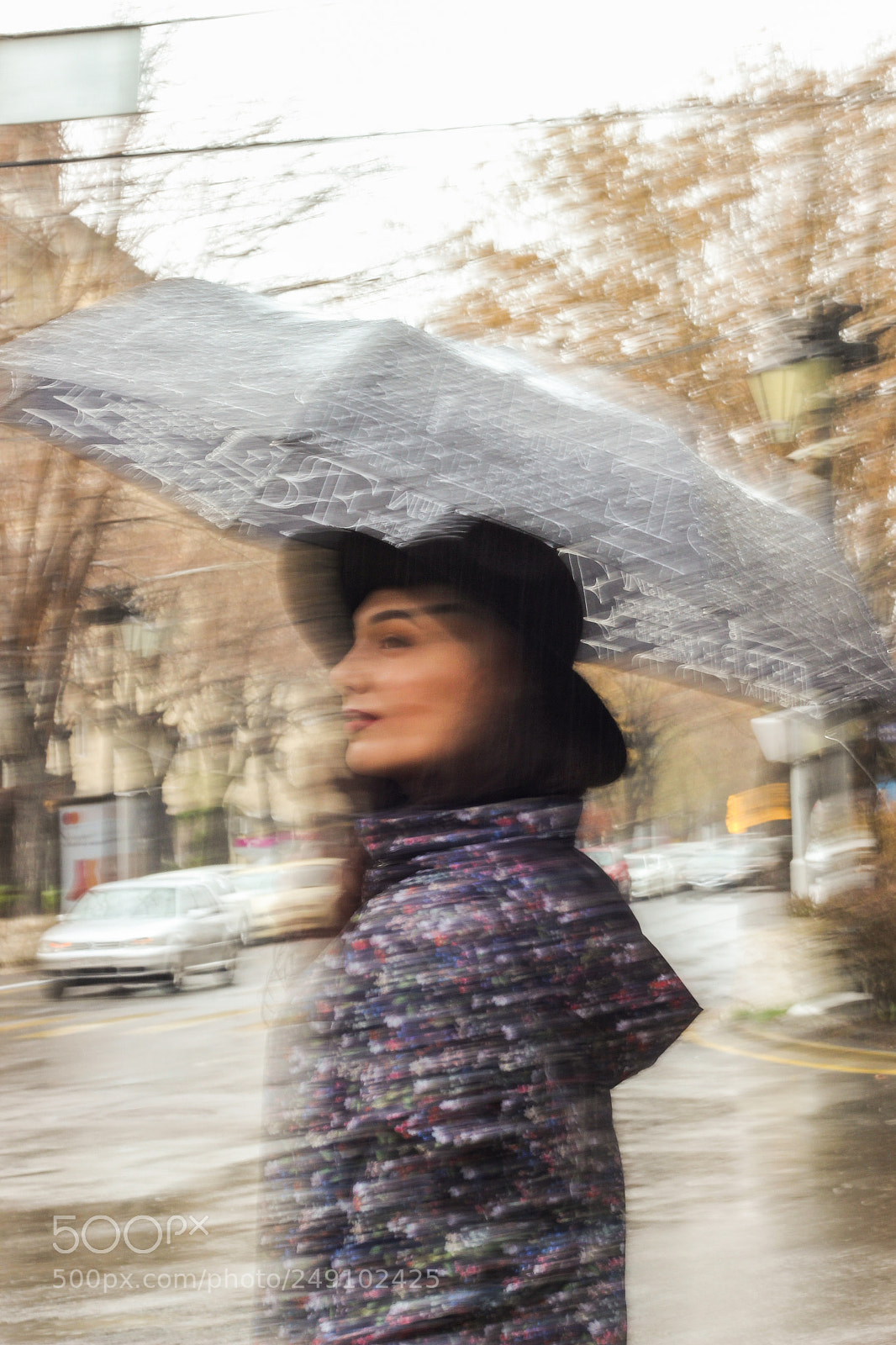 Canon EOS 600D (Rebel EOS T3i / EOS Kiss X5) sample photo. Girl with umbrella photography