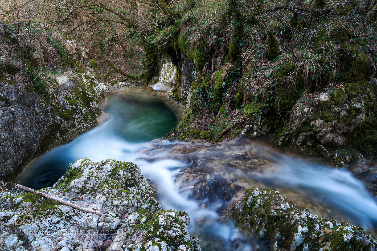 Canon EOS 5D Mark IV sample photo. Pozza del diavolo waterfall photography