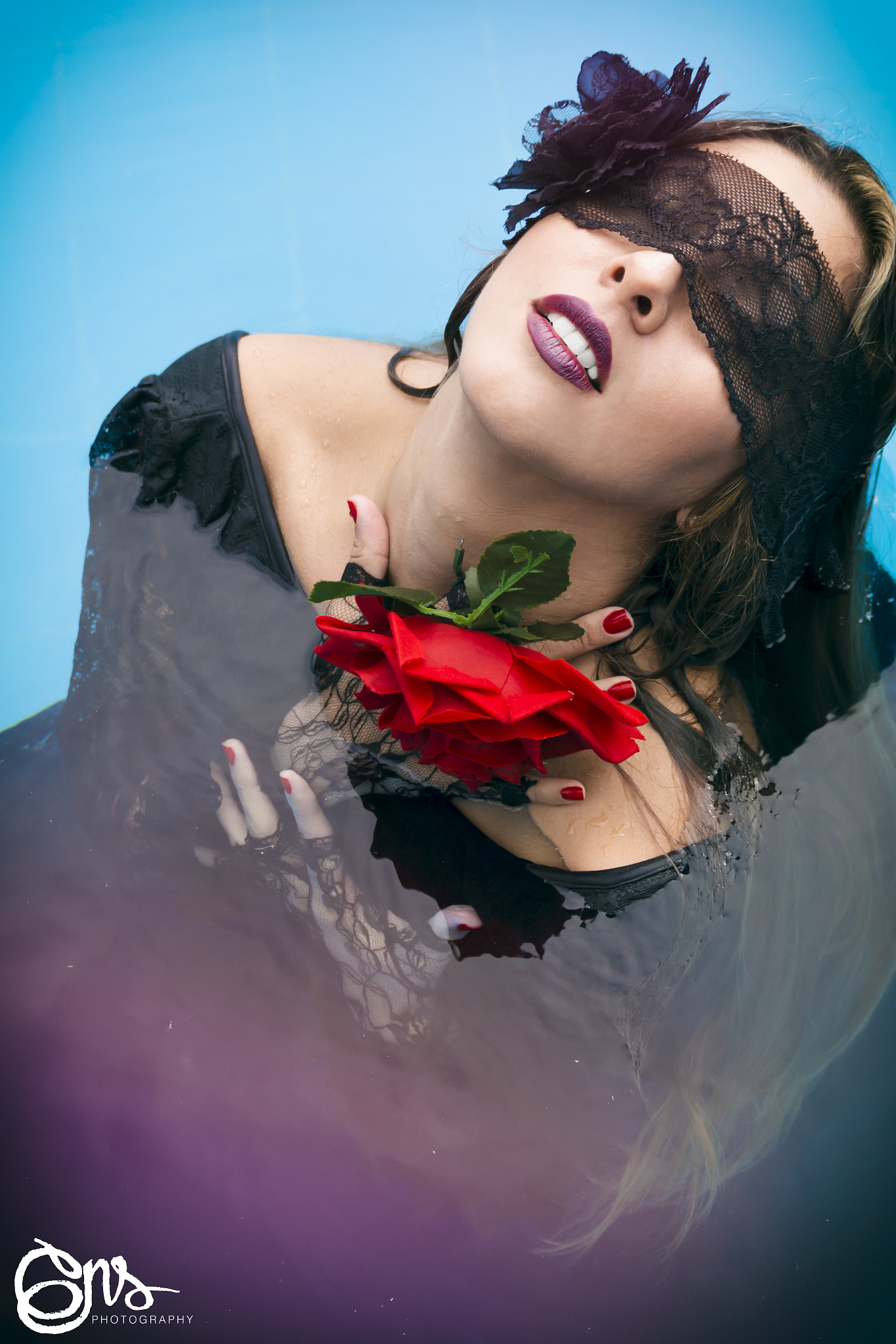 Samsung NX1000 sample photo. Swan lake concept/lina zapata flamenco photography