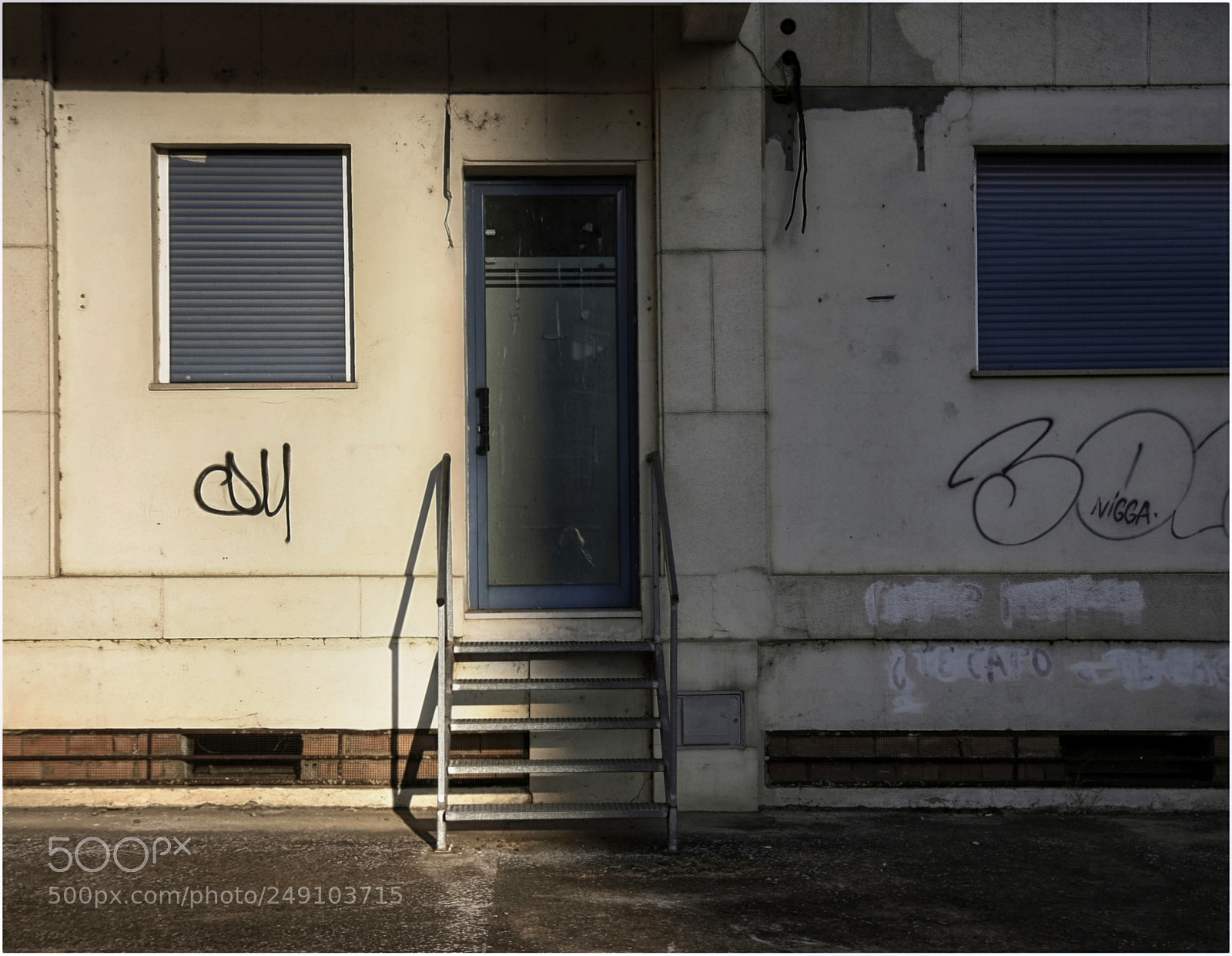 Canon EOS 1000D (EOS Digital Rebel XS / EOS Kiss F) sample photo. Stairs #2 photography