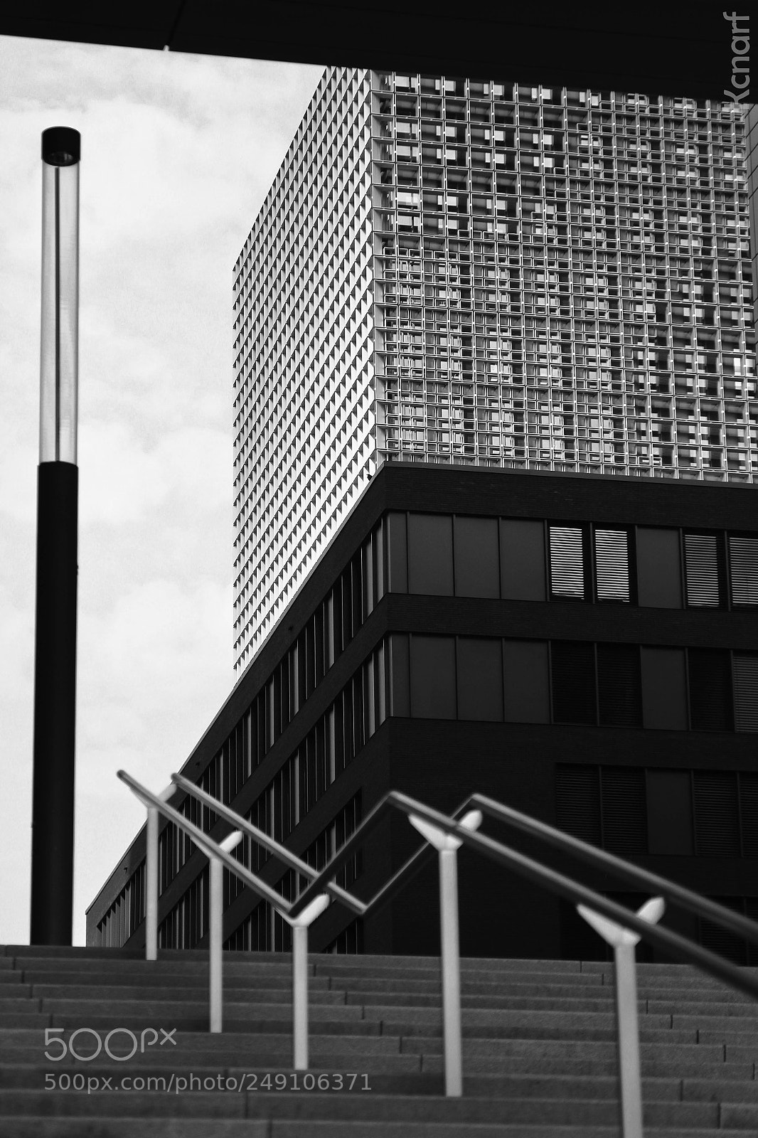 Canon EOS 60D sample photo. La rampe du savoir...universit photography