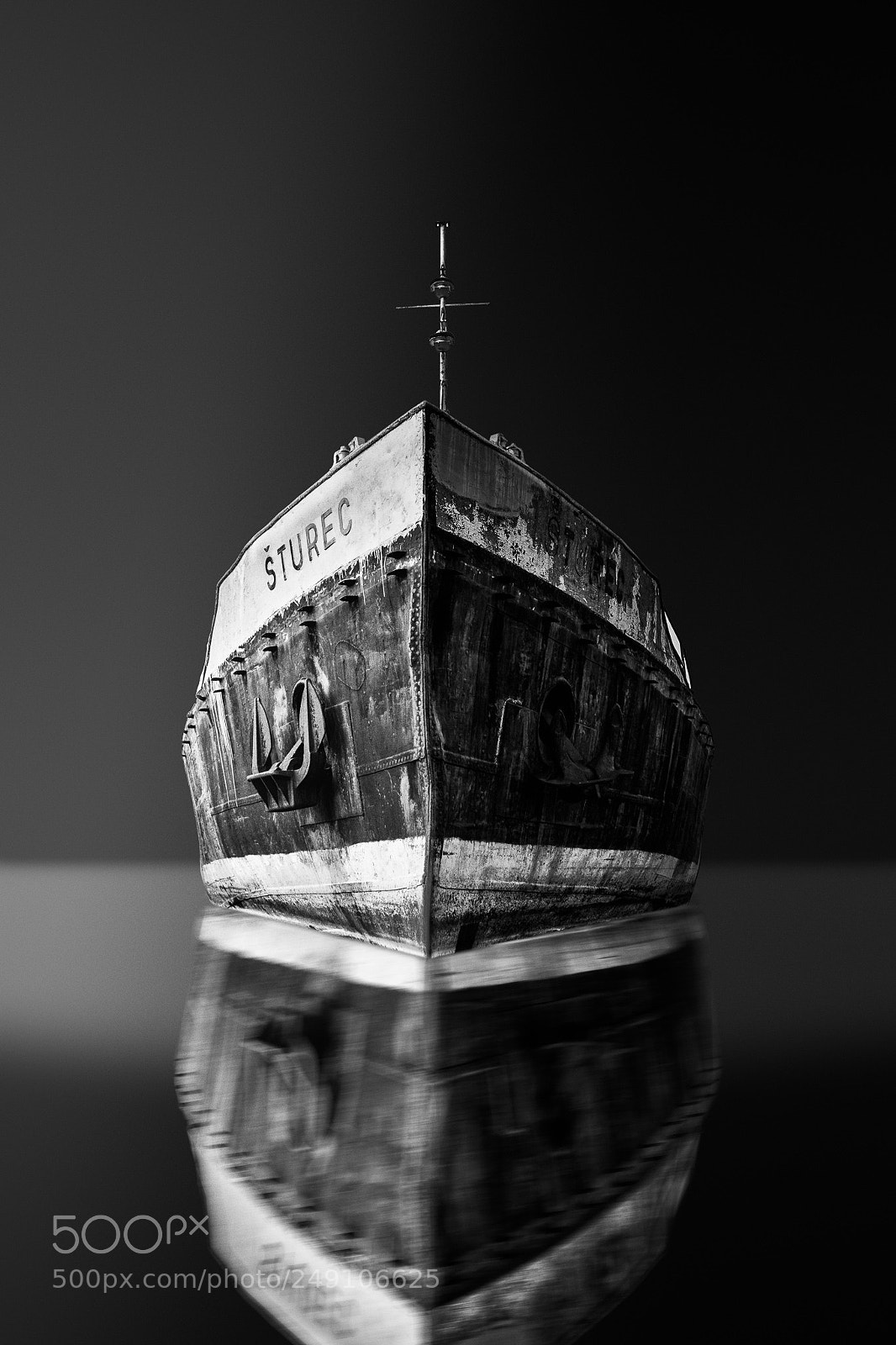 Canon EOS 80D sample photo. Lost ship on the photography