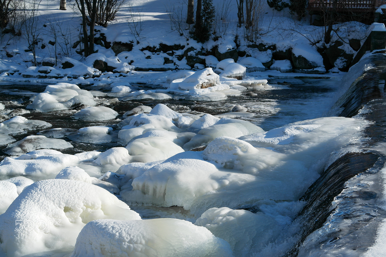 Samsung NX1000 sample photo. Saint-charles river photography