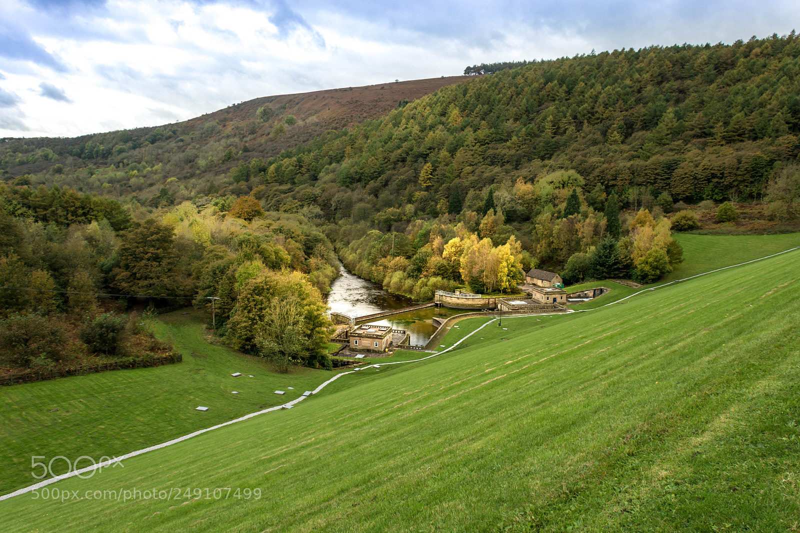 Nikon D7100 sample photo. Peak district dam photography