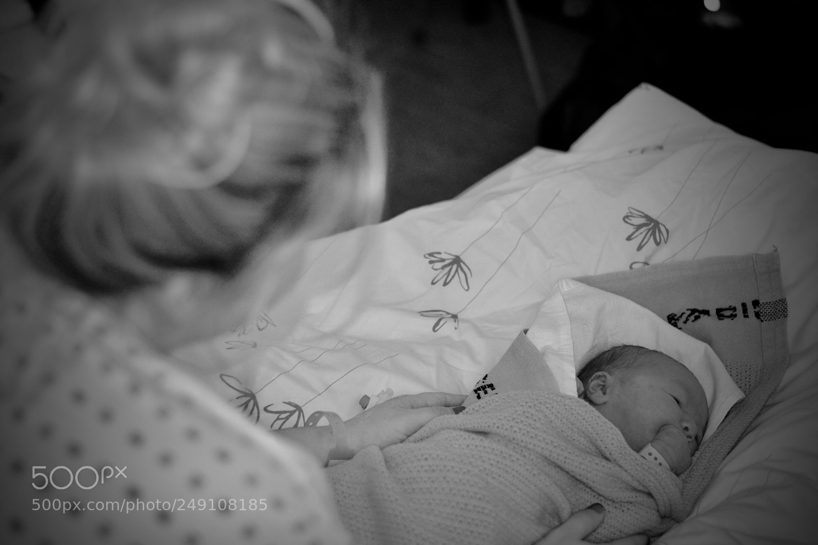 Nikon D3100 sample photo. Unconditionally photography