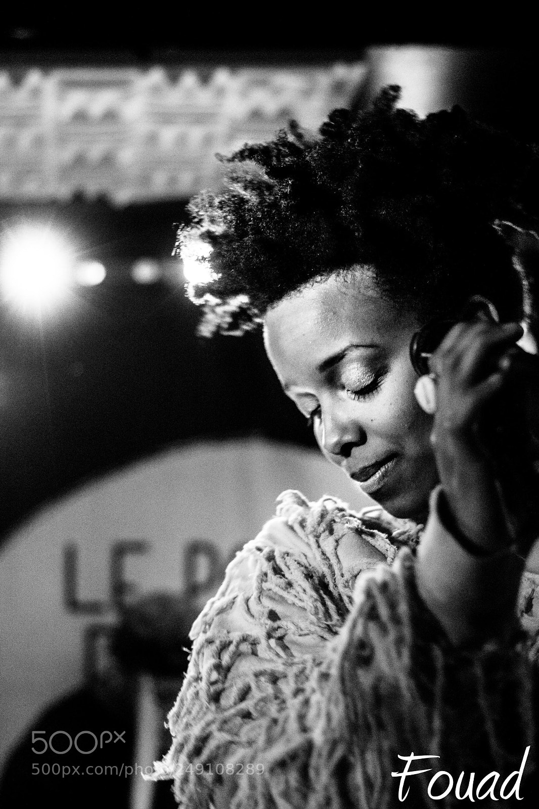 Sony SLT-A77 sample photo. Jamila woods live in photography