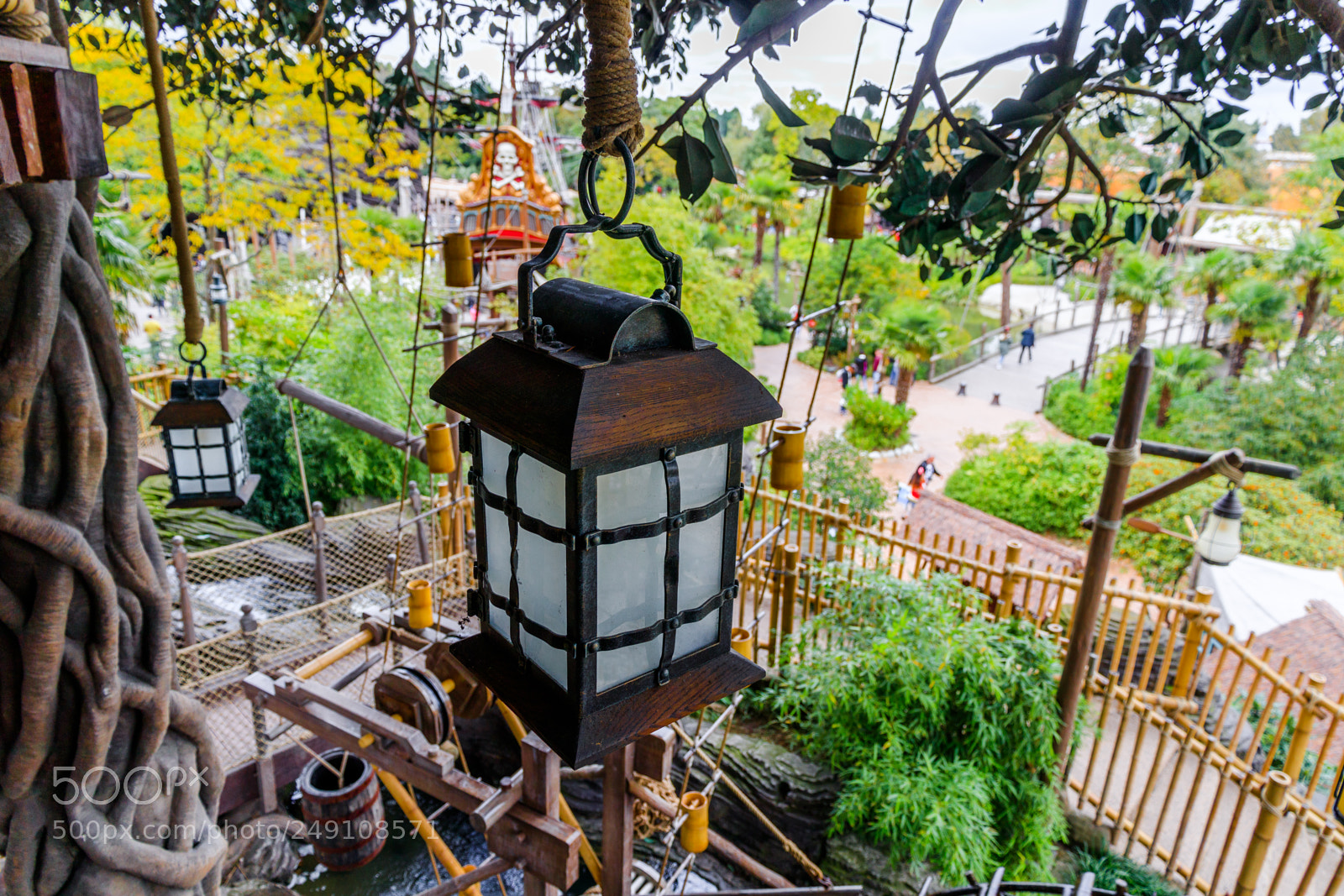 Canon EOS 80D sample photo. Lantern at la cabane photography