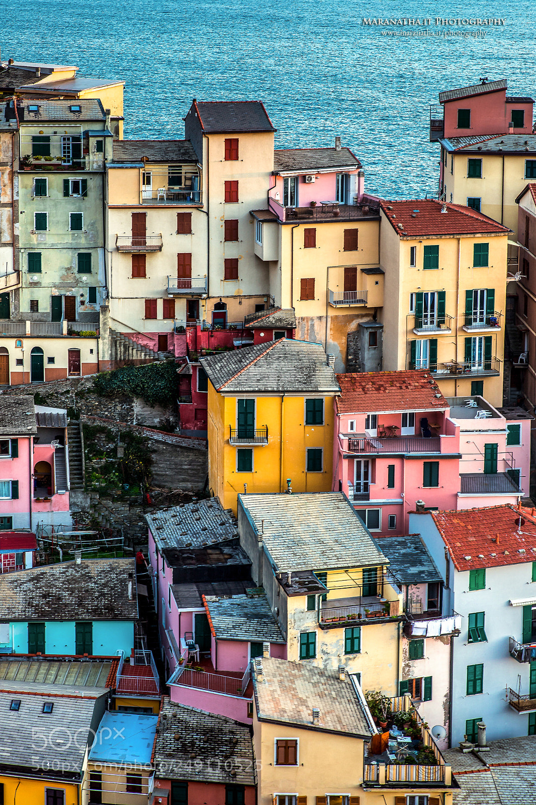 Canon EOS 6D Mark II sample photo. Manarola - cinque terre photography