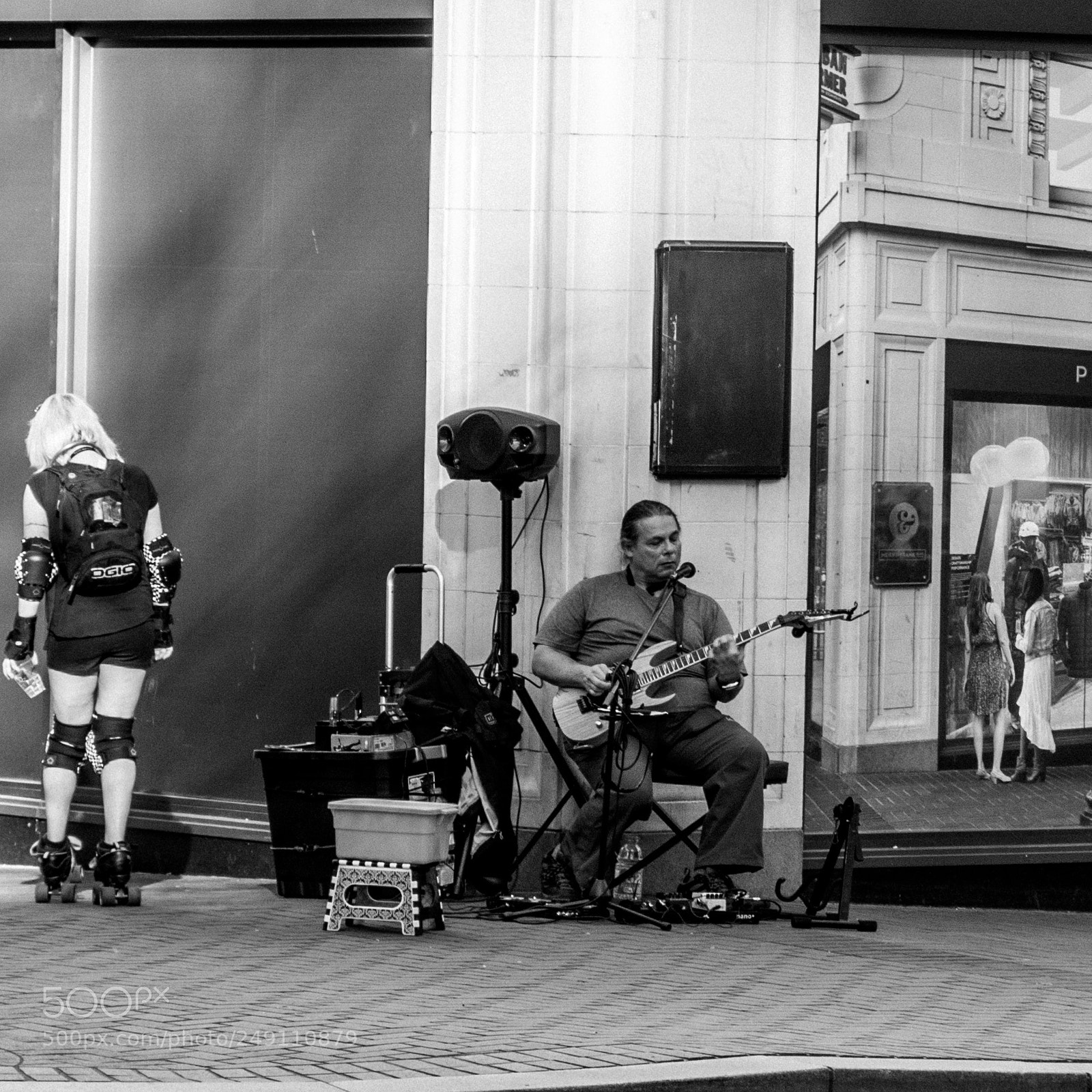 Nikon D7100 sample photo. Street music photography