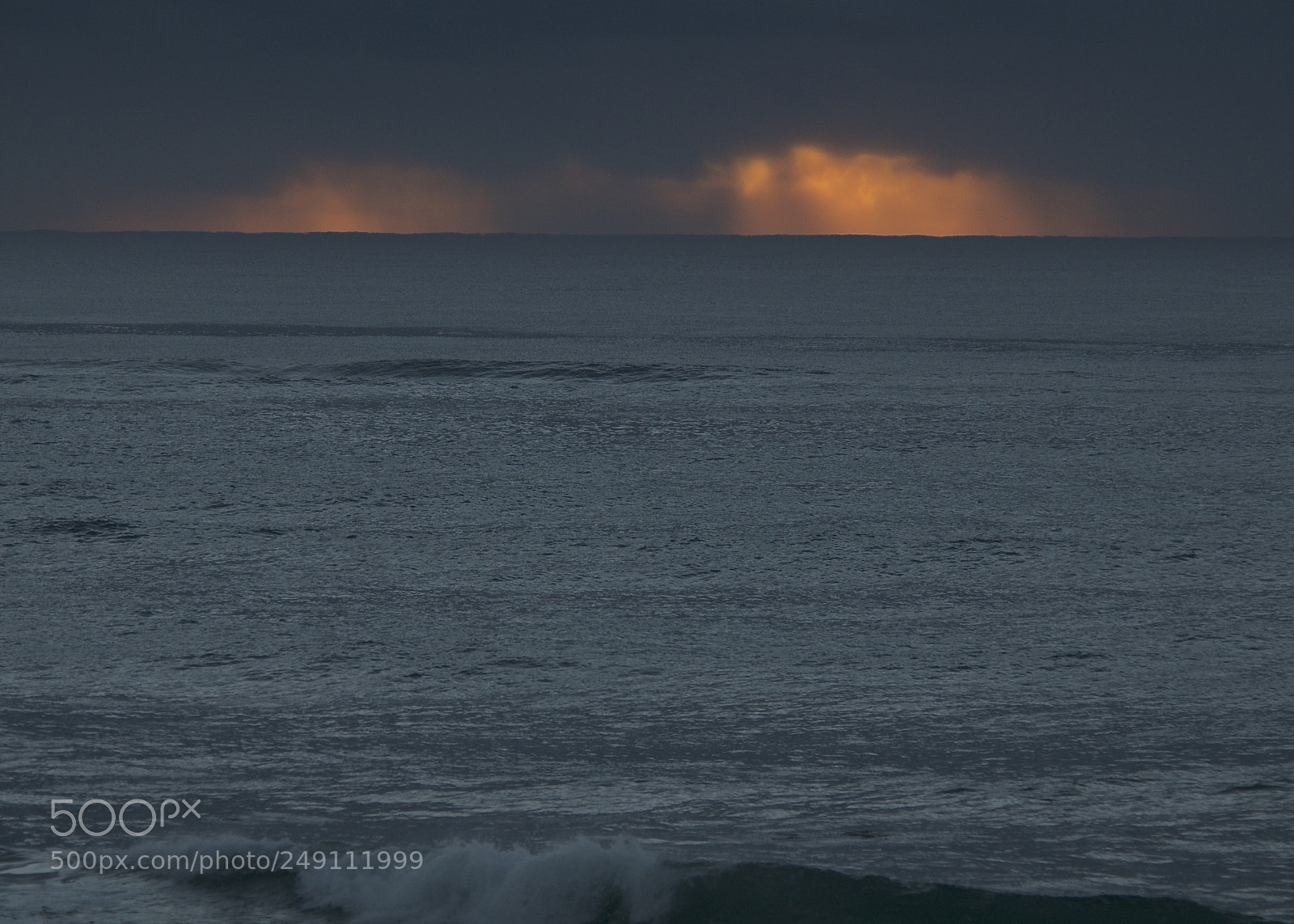 Nikon D300 sample photo. Storm warning. photography
