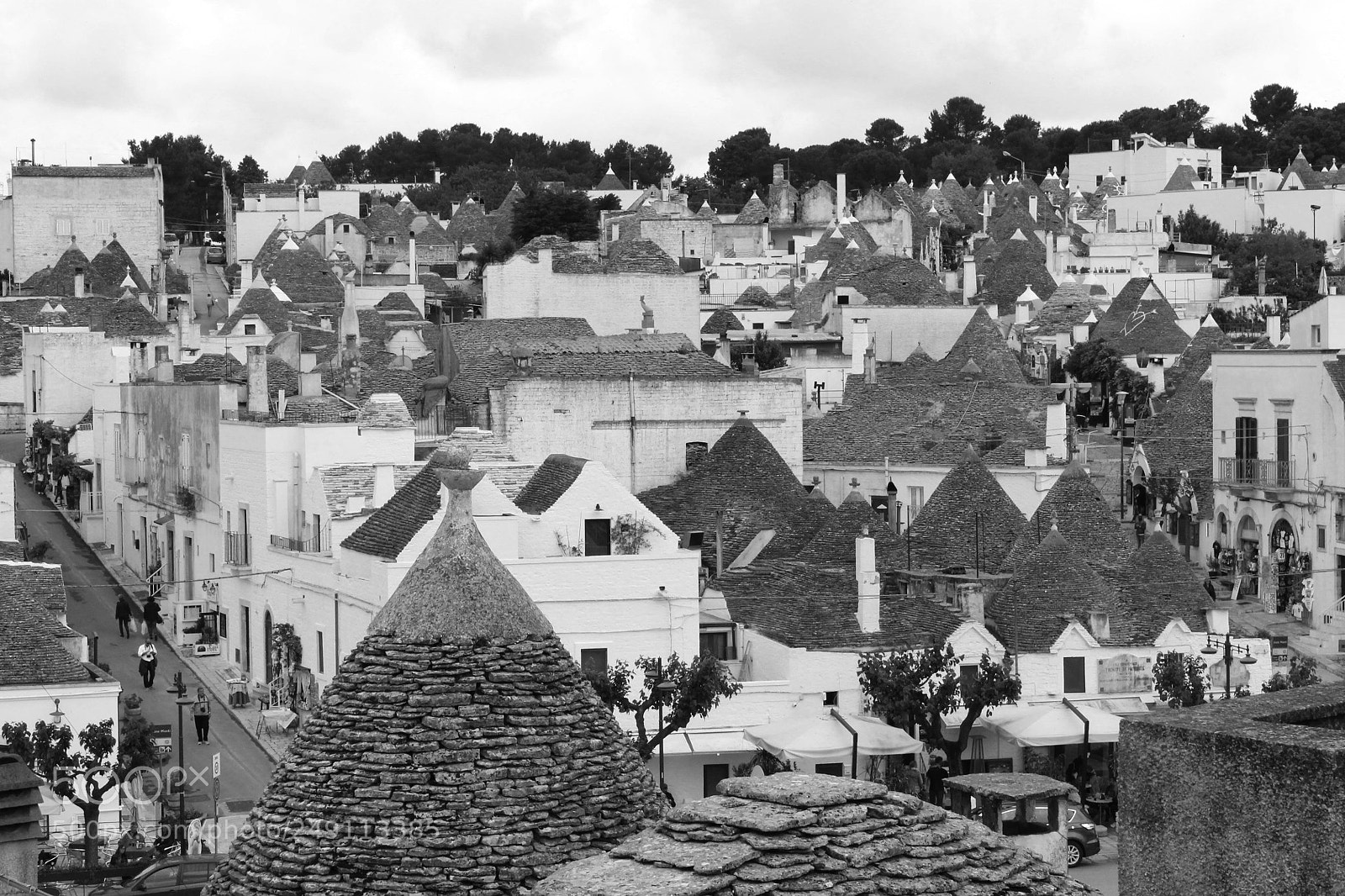 Canon EOS 1100D (EOS Rebel T3 / EOS Kiss X50) sample photo. Alberobello photography