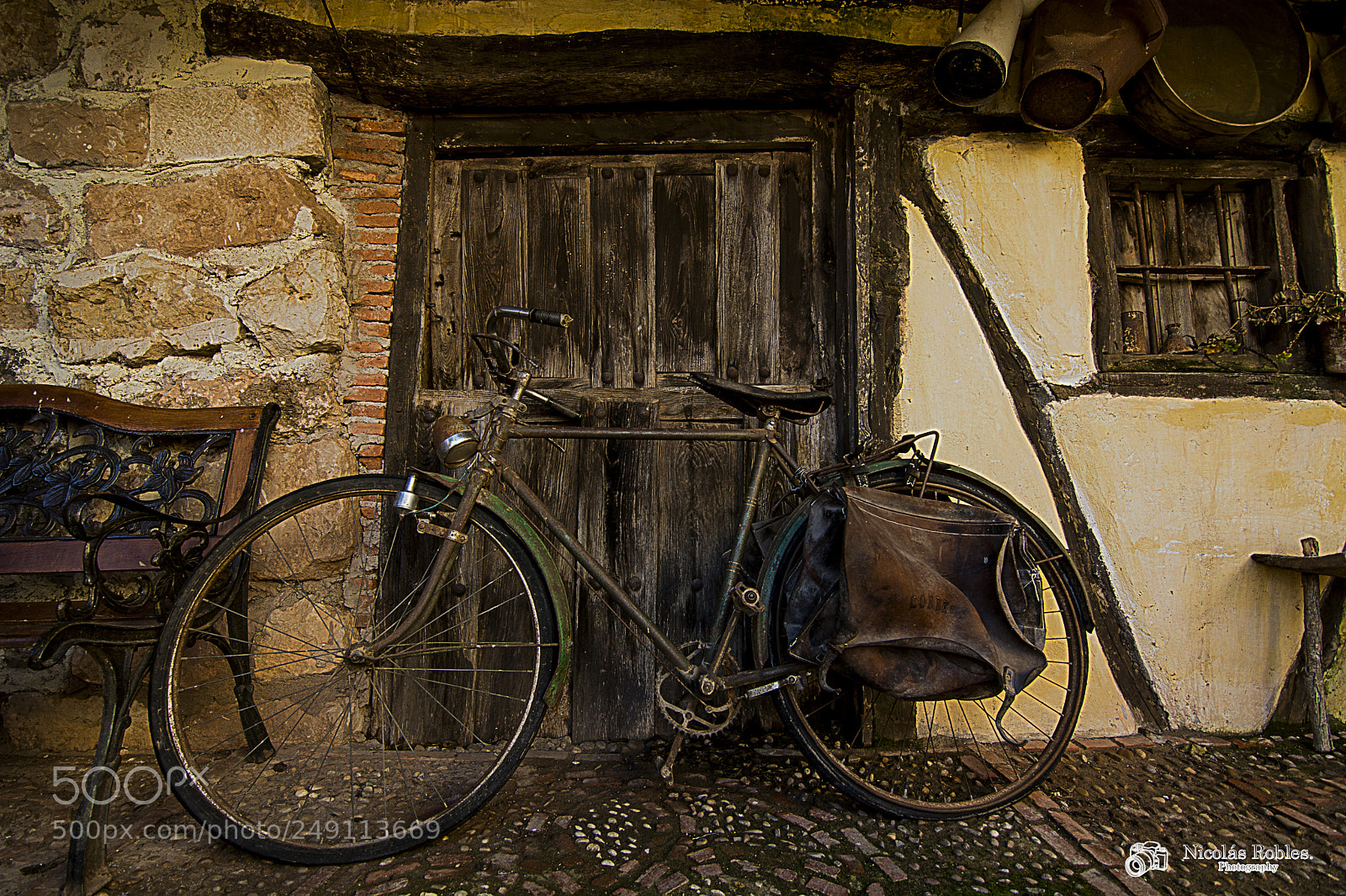 Nikon D7100 sample photo. Express mail photography