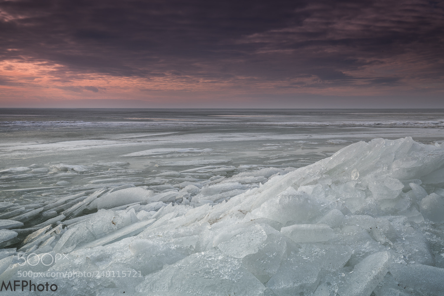 Canon EOS 6D Mark II sample photo. Magical winter photography