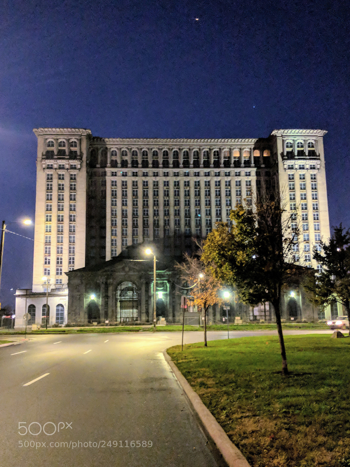 Google Pixel 2 sample photo. The sun still rises. photography