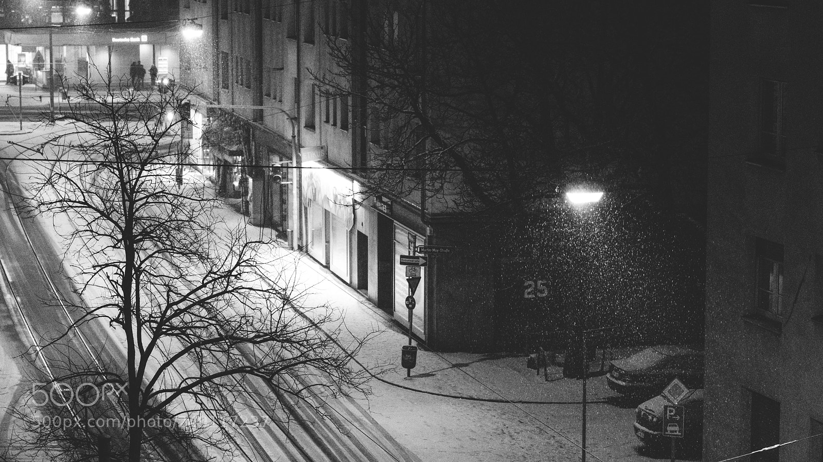 Canon EOS 5D Mark IV sample photo. A street view in photography
