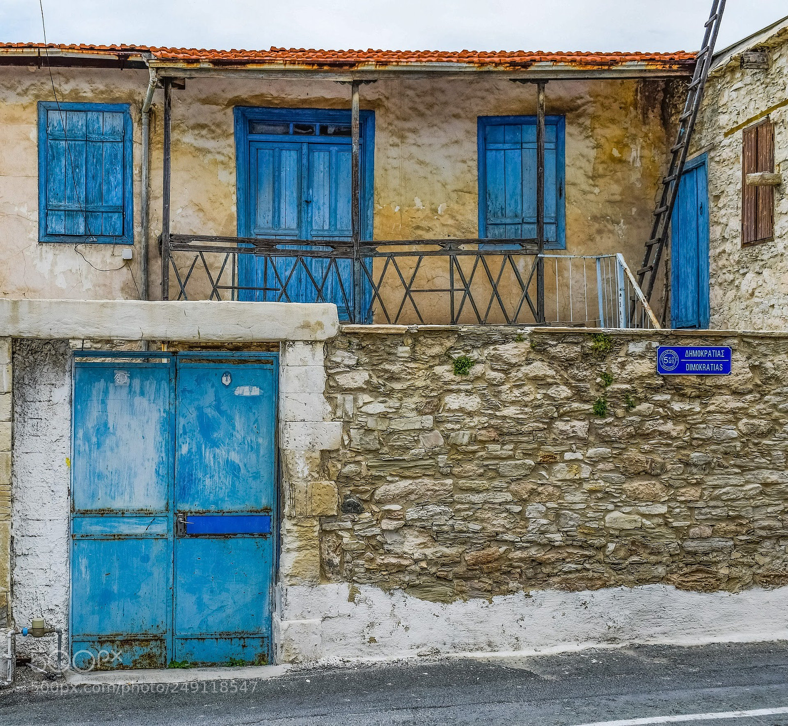 Nikon D3300 sample photo. House photography