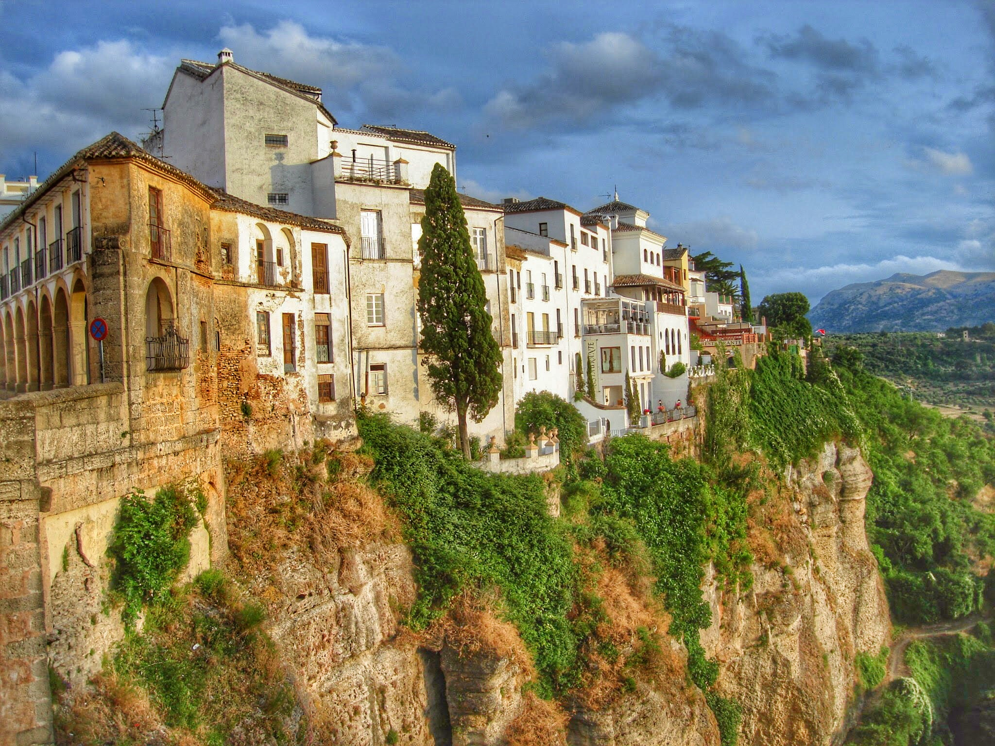 Sony DSC-N1 sample photo. Parador de ronda photography