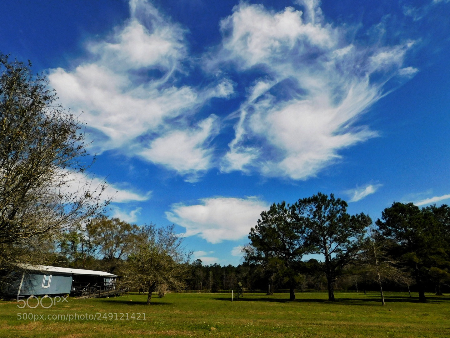 Nikon Coolpix B500 sample photo. Smears of clouds photography