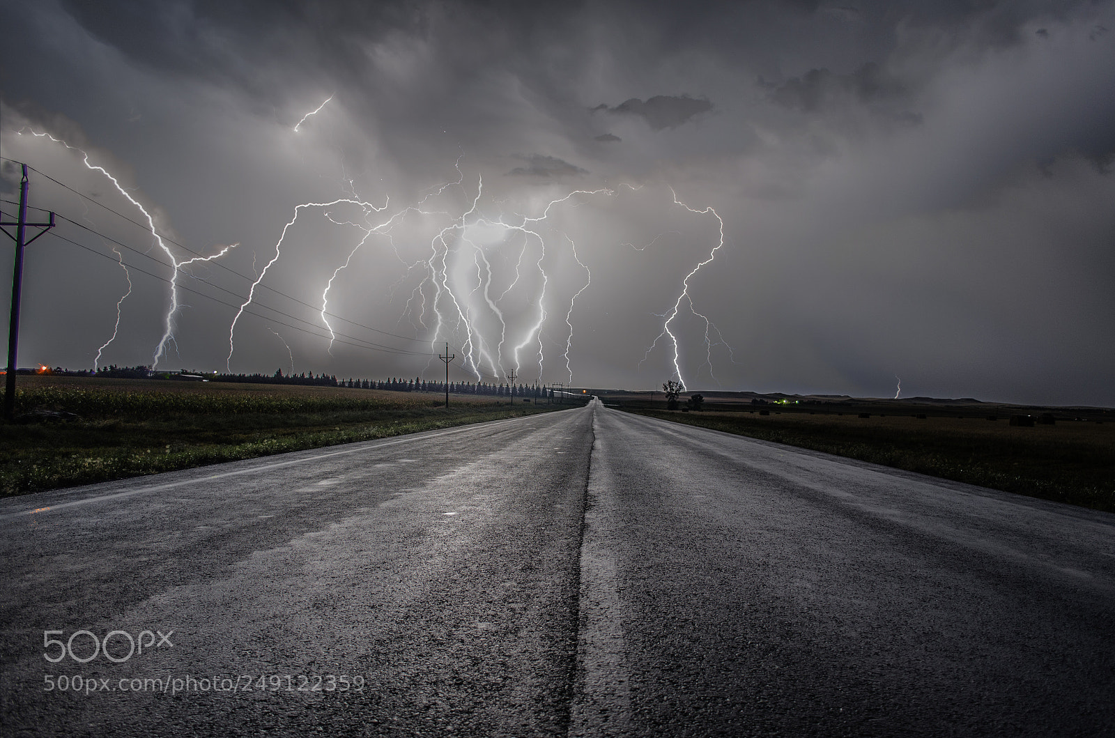 Nikon D5100 sample photo. Lightning photography