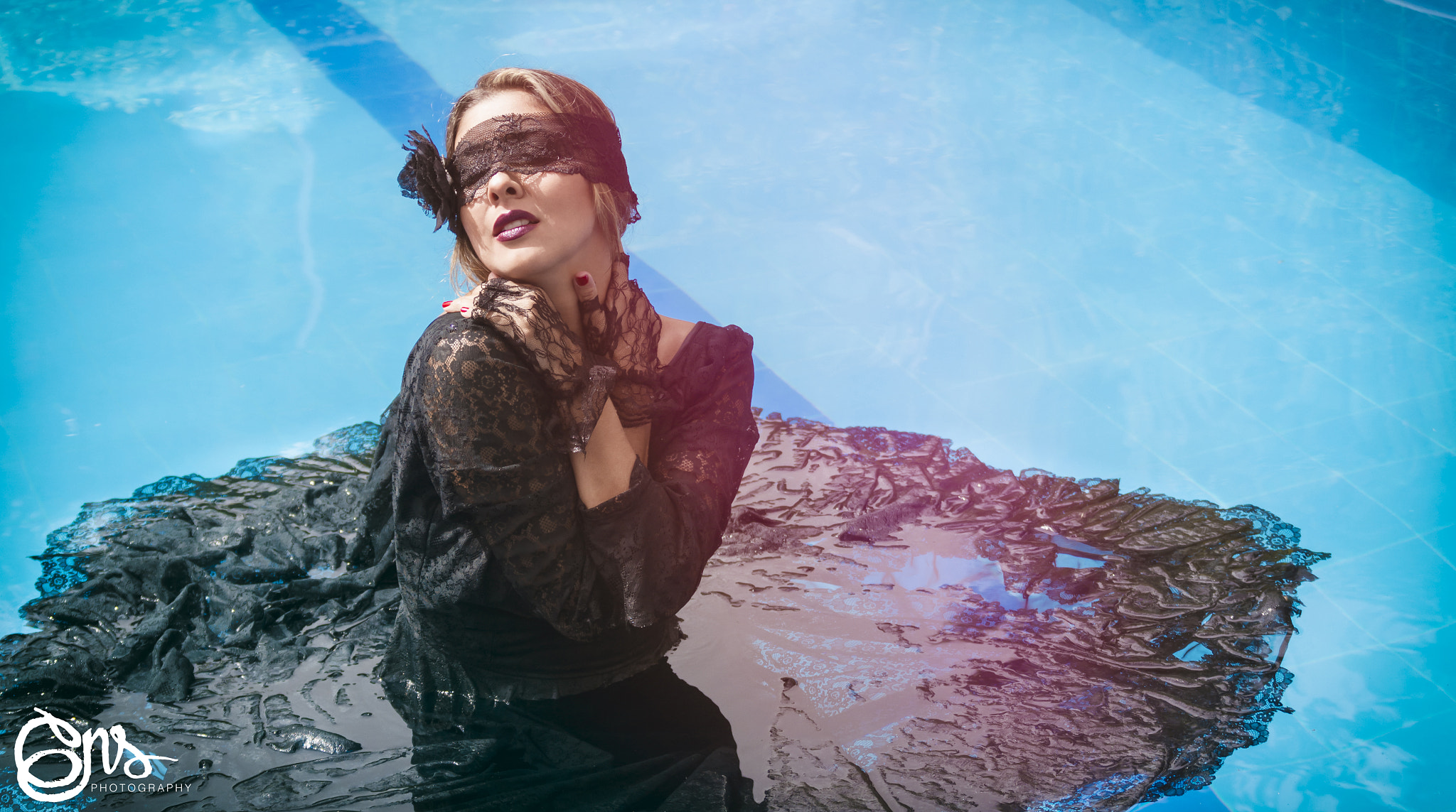 Samsung NX1000 sample photo. Swan lake concept/lina zapata flamenco photography