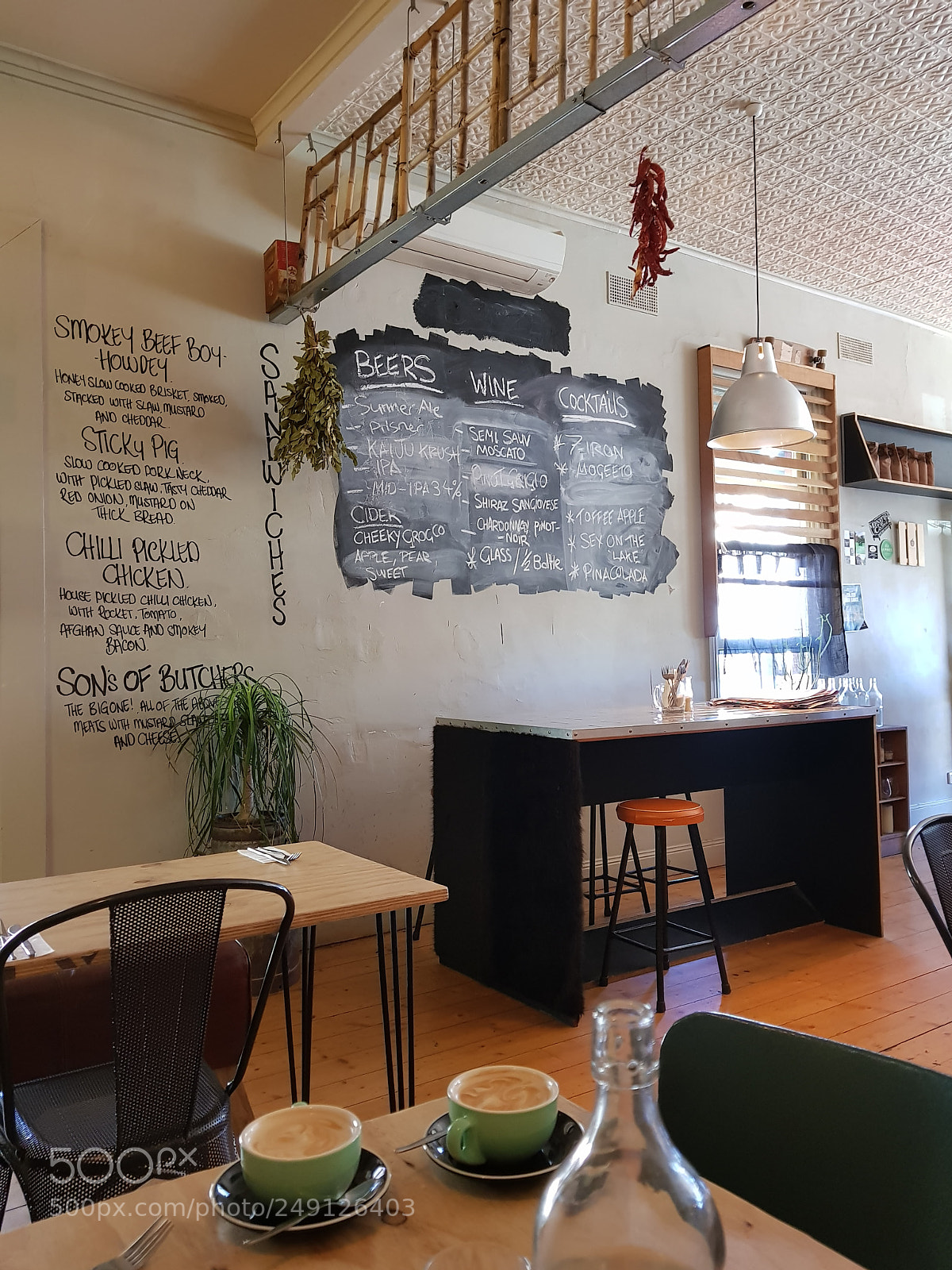 Samsung Galaxy S8+ sample photo. The pedlar cafe. photography