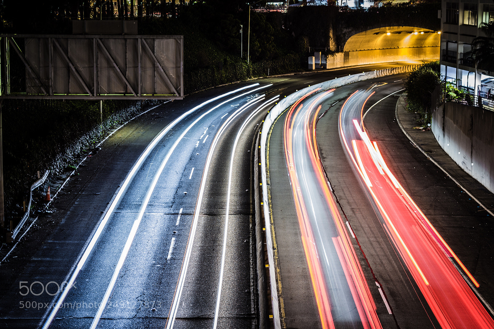 Canon EOS 700D (EOS Rebel T5i / EOS Kiss X7i) sample photo. Rush hour ? photography