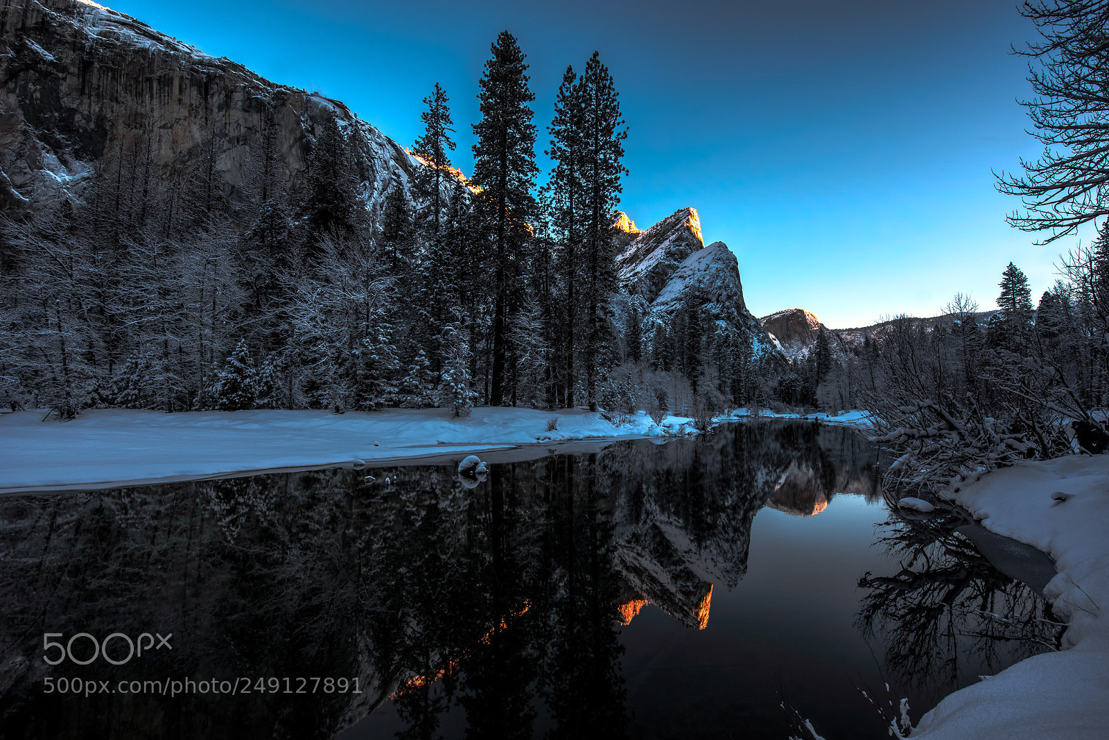 Nikon D810 sample photo. First light reflection ii photography