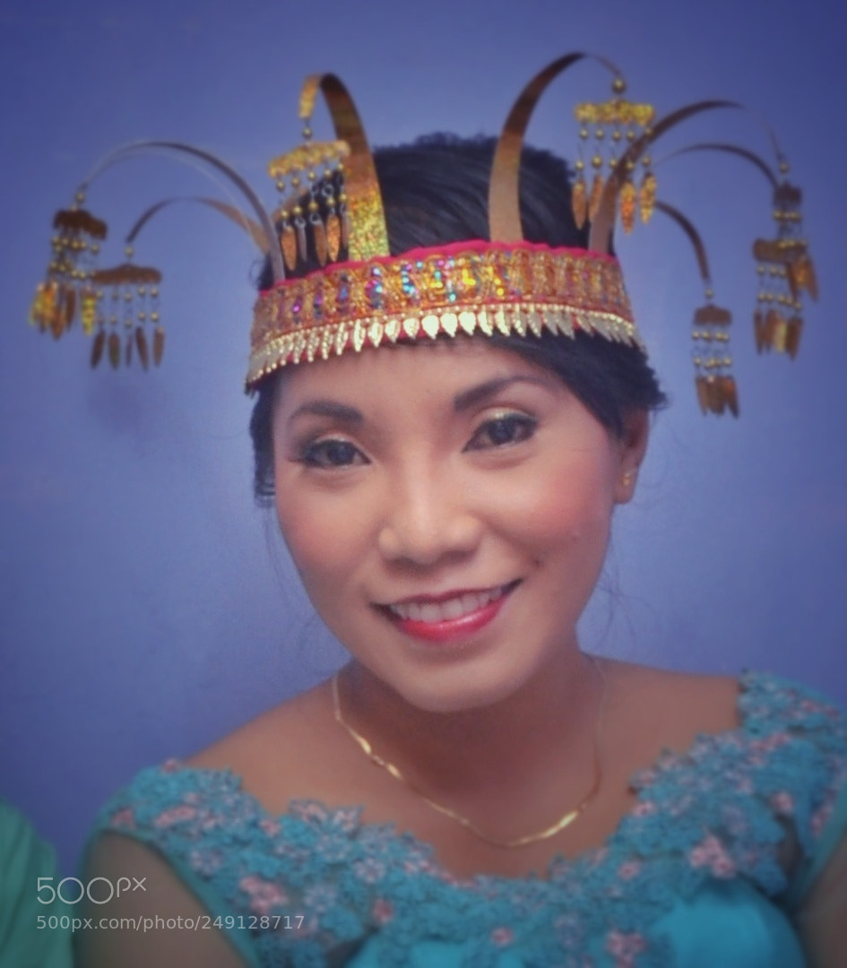 Nikon D7000 sample photo. Manggaraian woman photography
