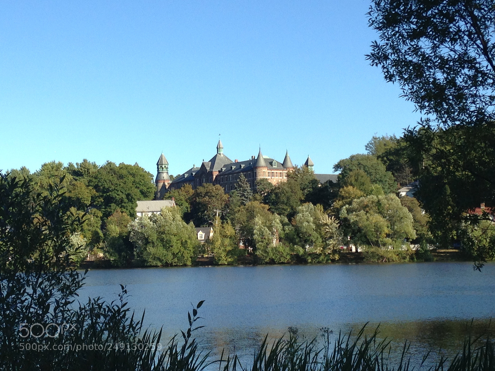 Apple iPhone 5 sample photo. Castle by the lake photography