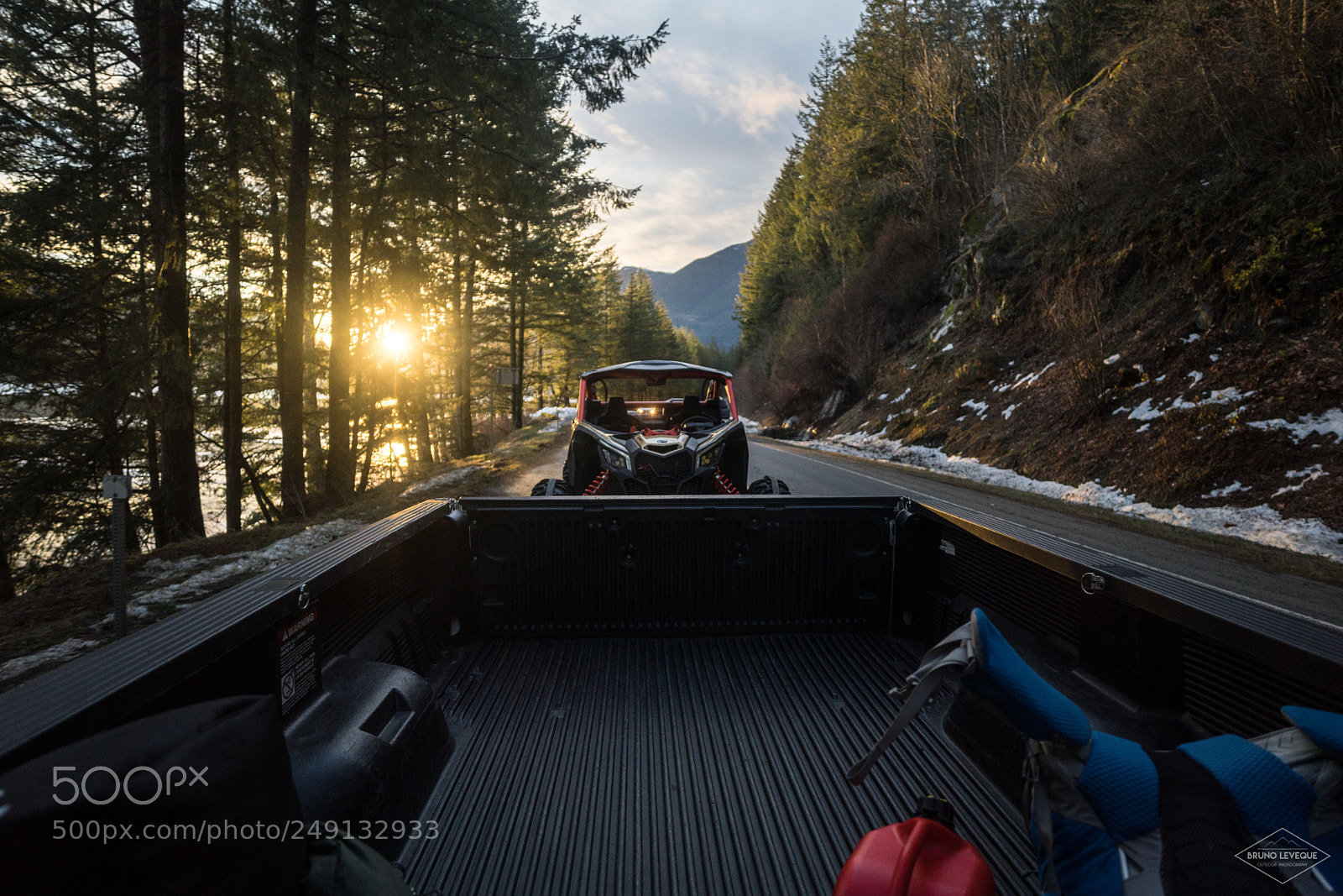 Sony a7R III sample photo. Road-trip photography