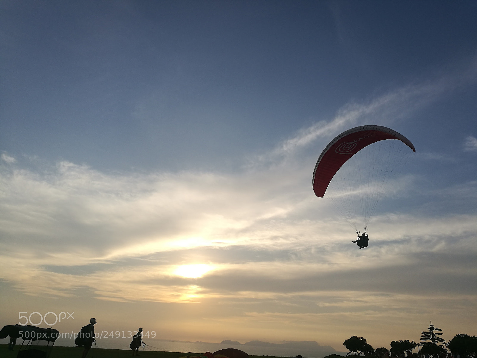 HUAWEI P9 Plus sample photo. Paragliding's afternoons on summer photography