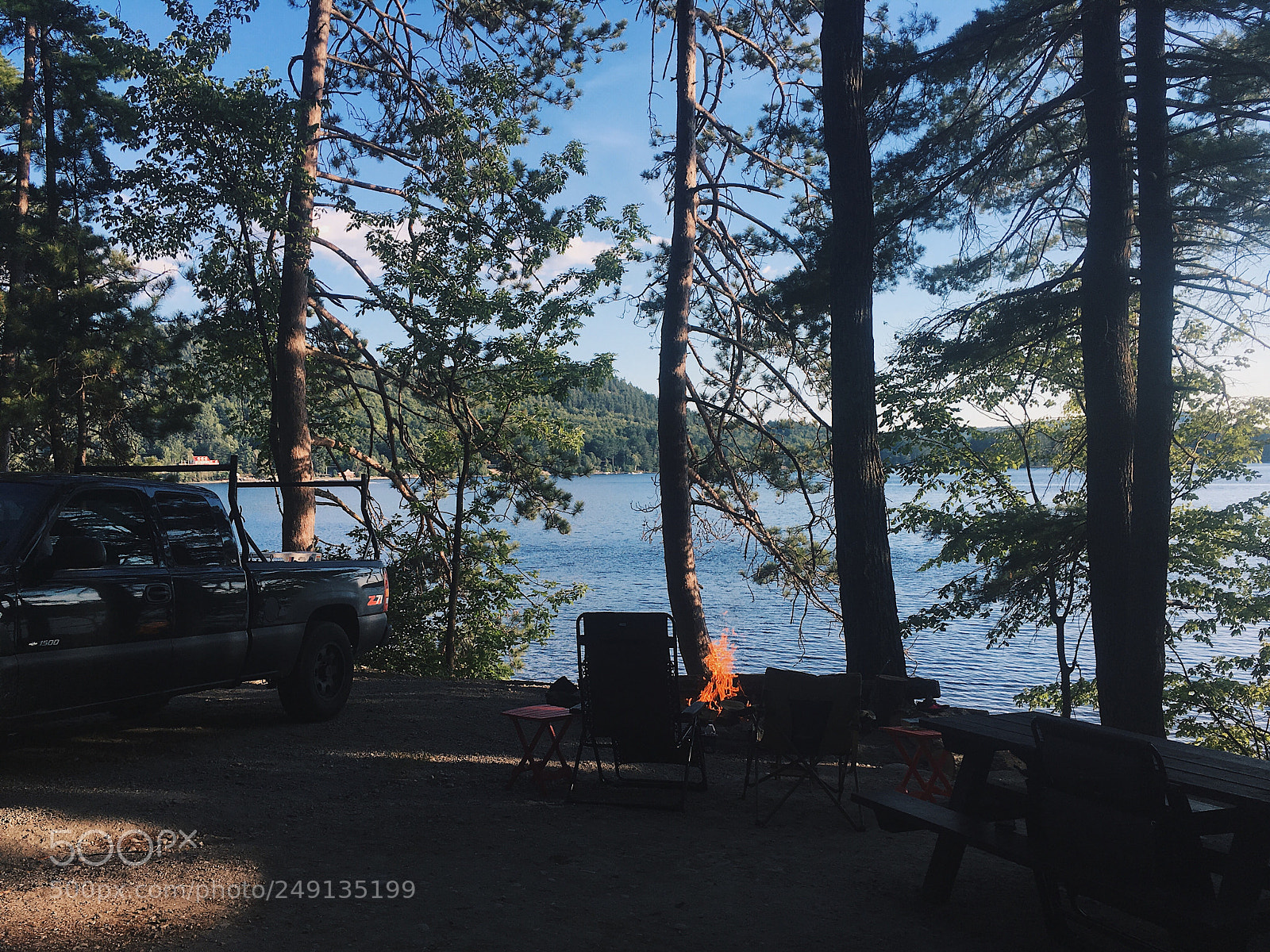 Apple iPhone SE sample photo. Classic campsite photography
