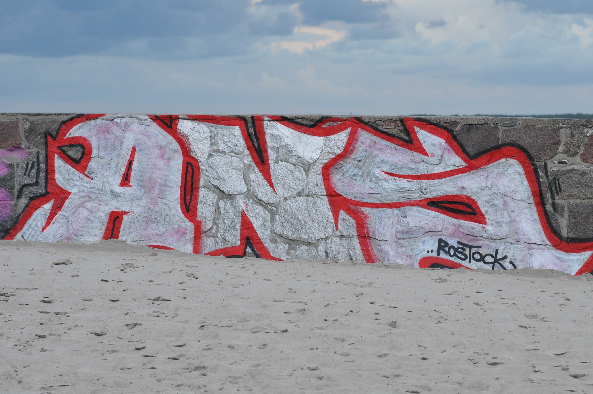 Nikon D300 sample photo. Graffiti on the beach photography
